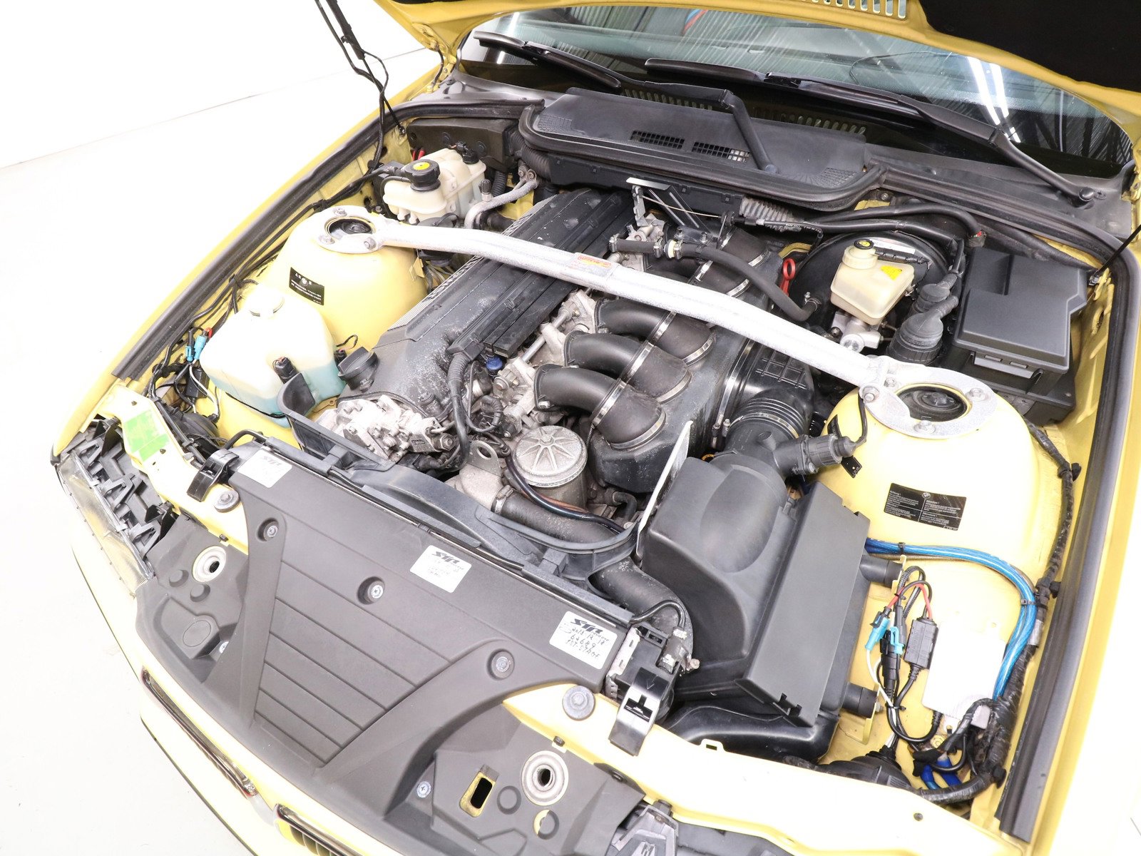 1998 BMW M3 26