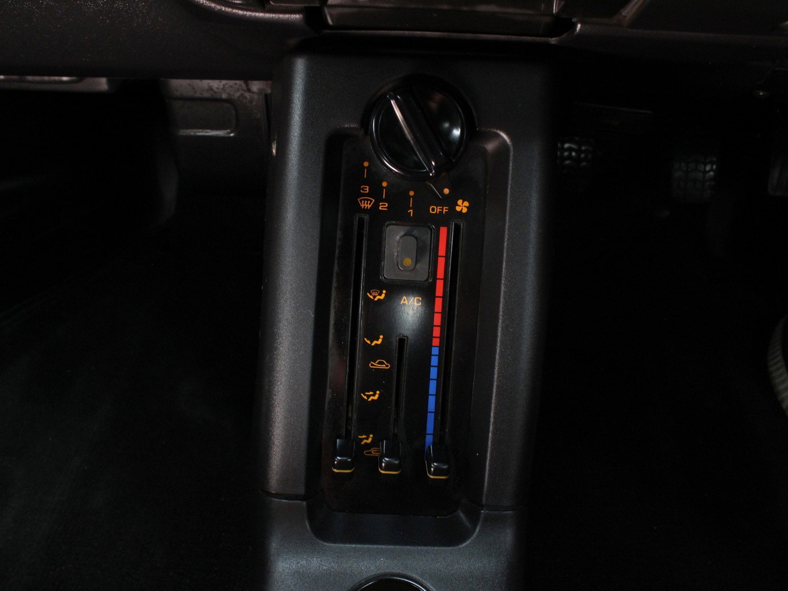 1993 Suzuki Cara 13