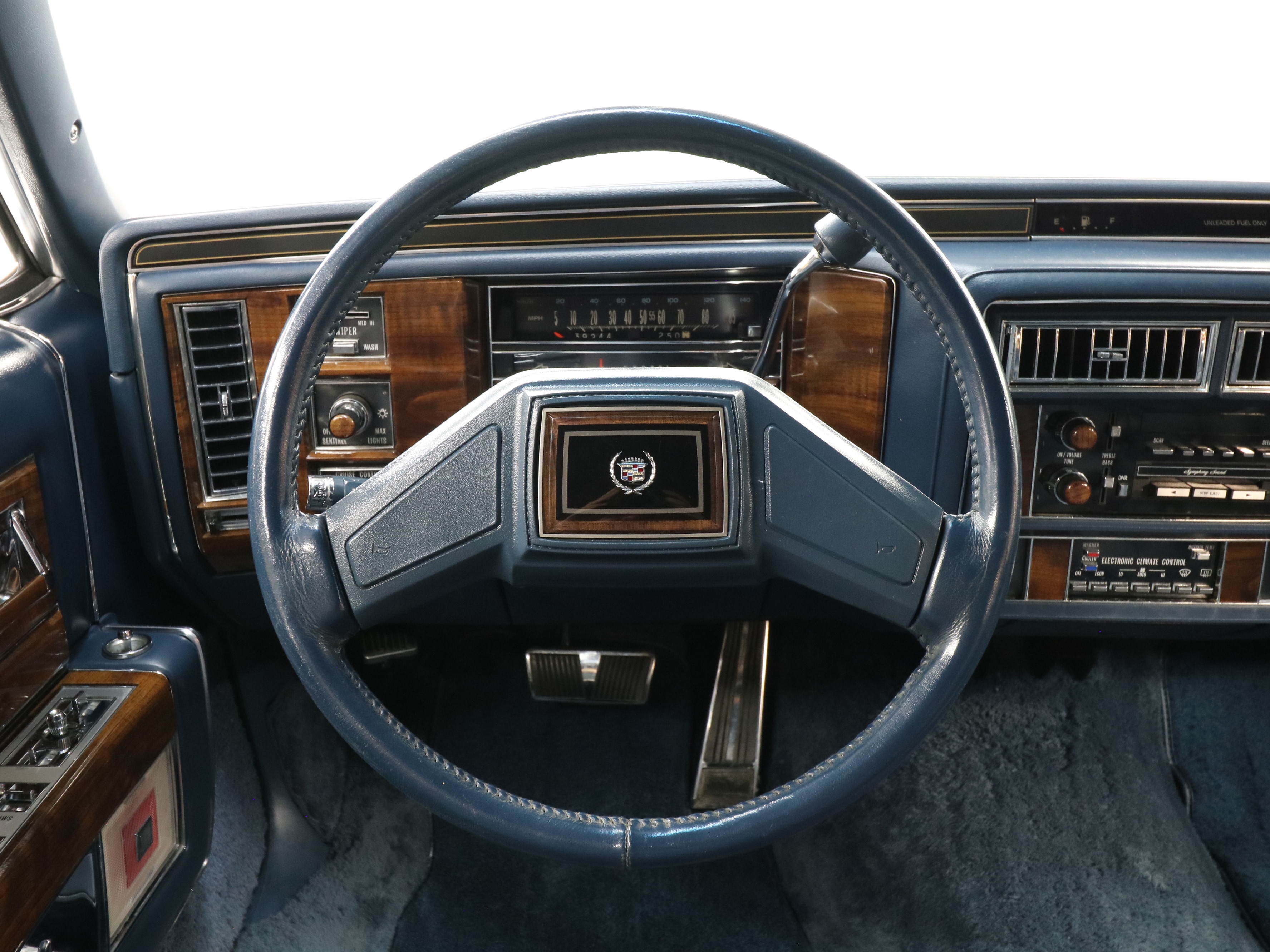 1989 Cadillac Broughham 10