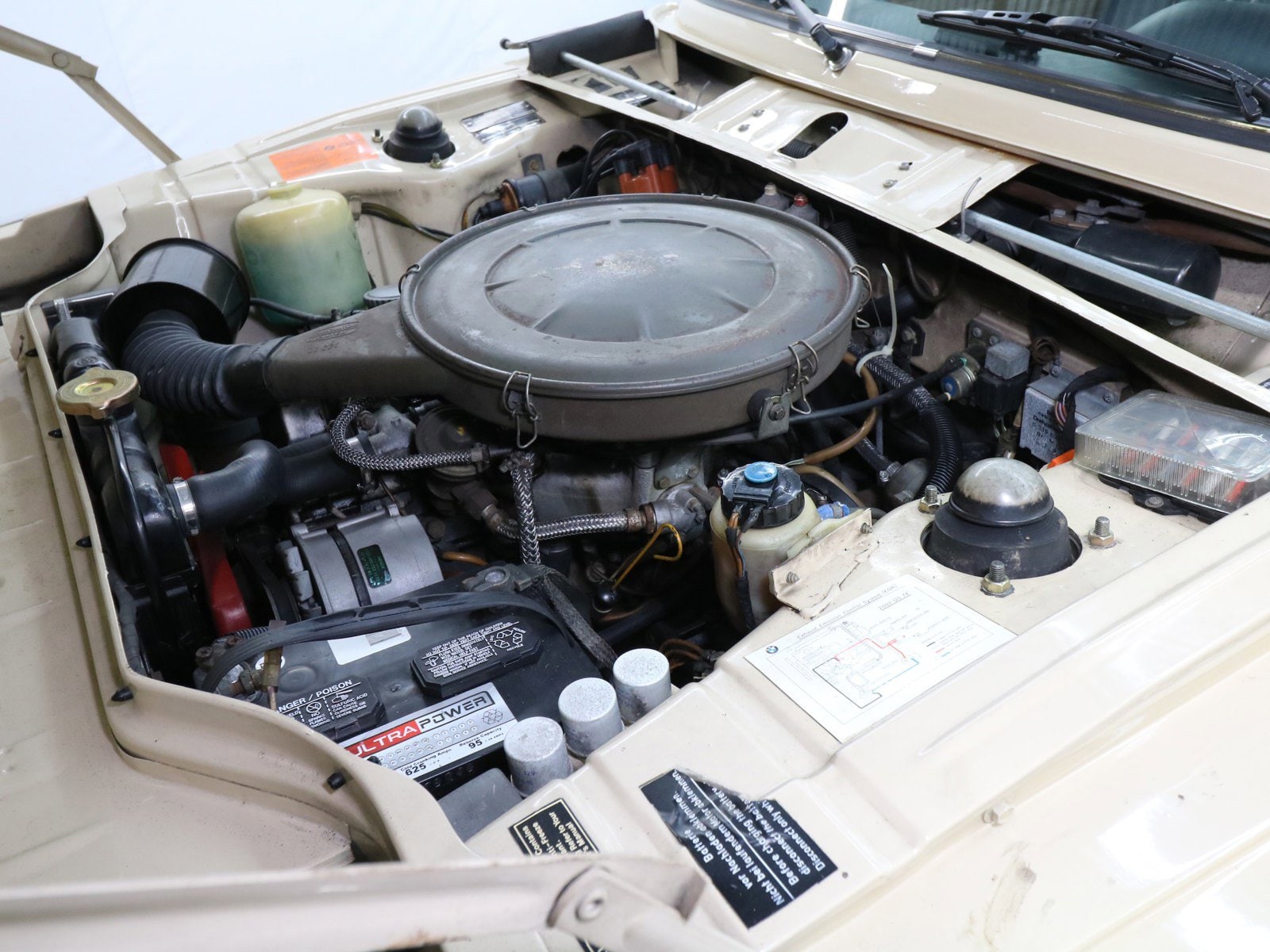 1974 BMW 2002 21