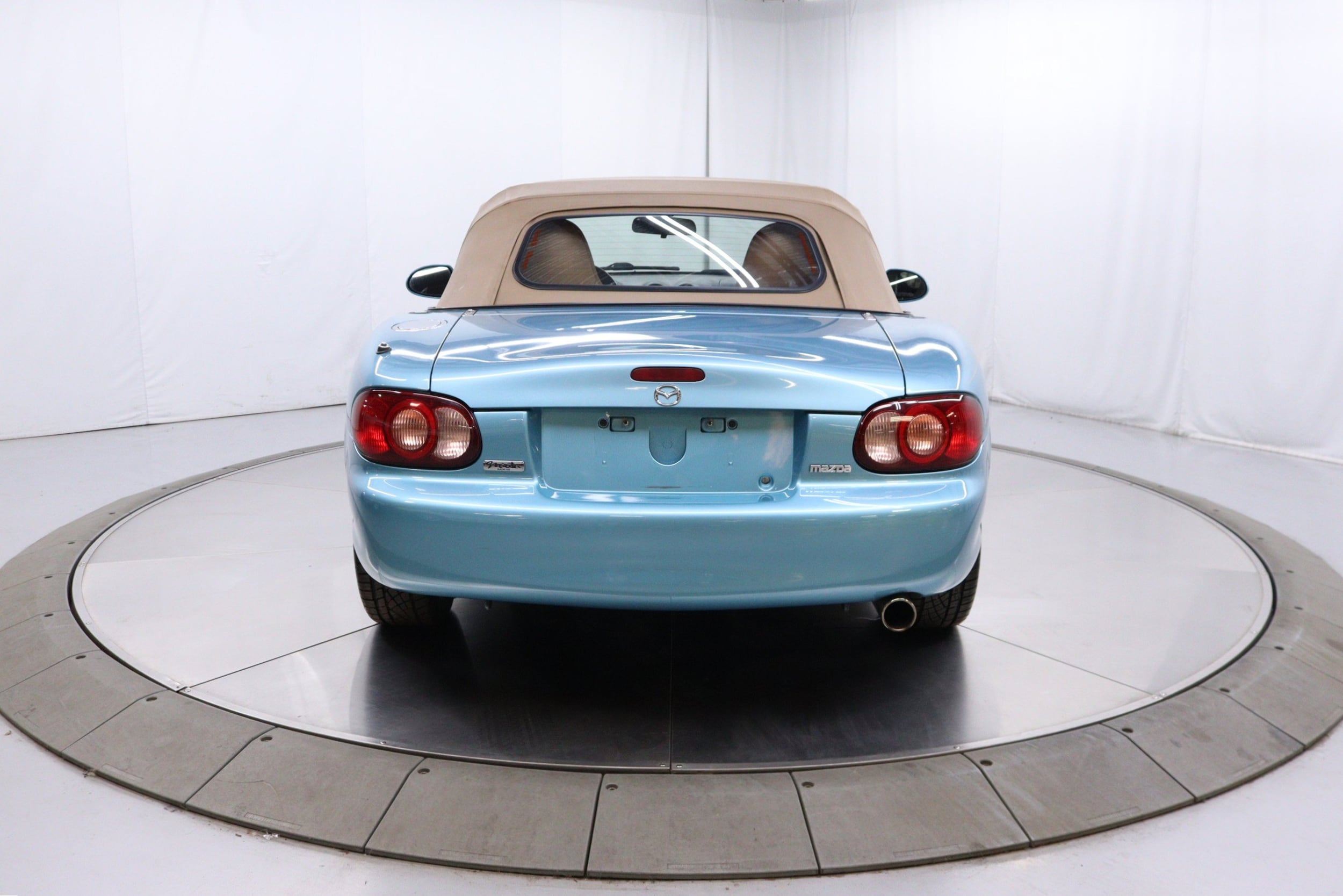 2001 Mazda MX-5 Miata 7