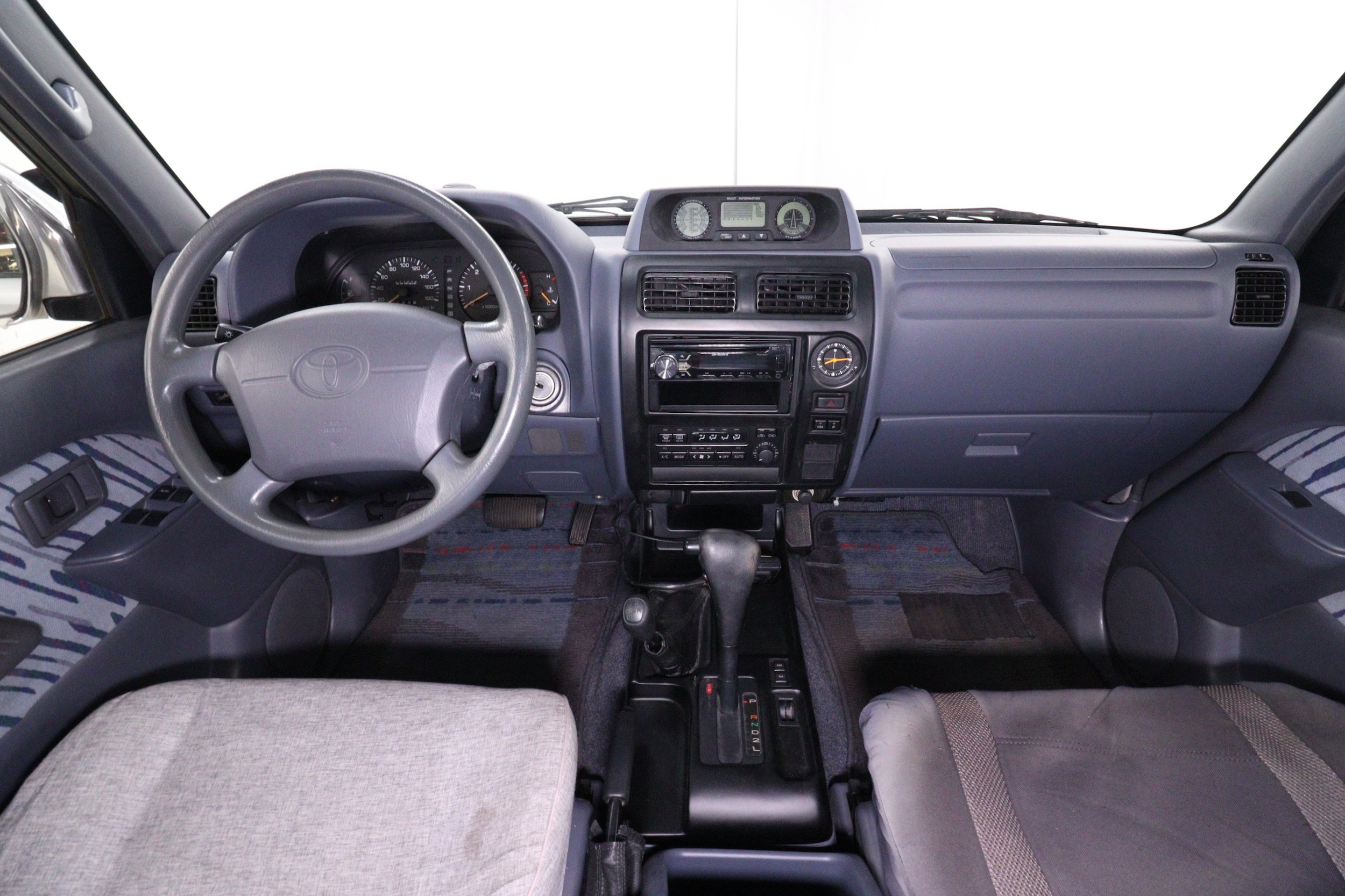 1997 Toyota Landcruiser Prado 59