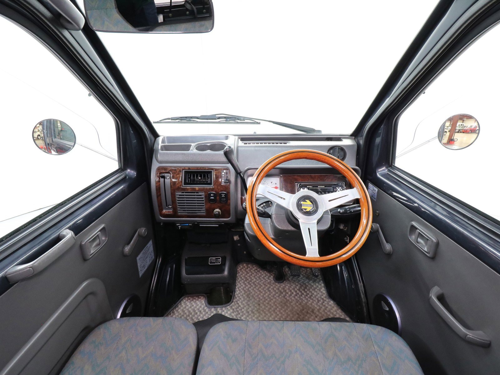 1997 Daihatsu Midget II 42