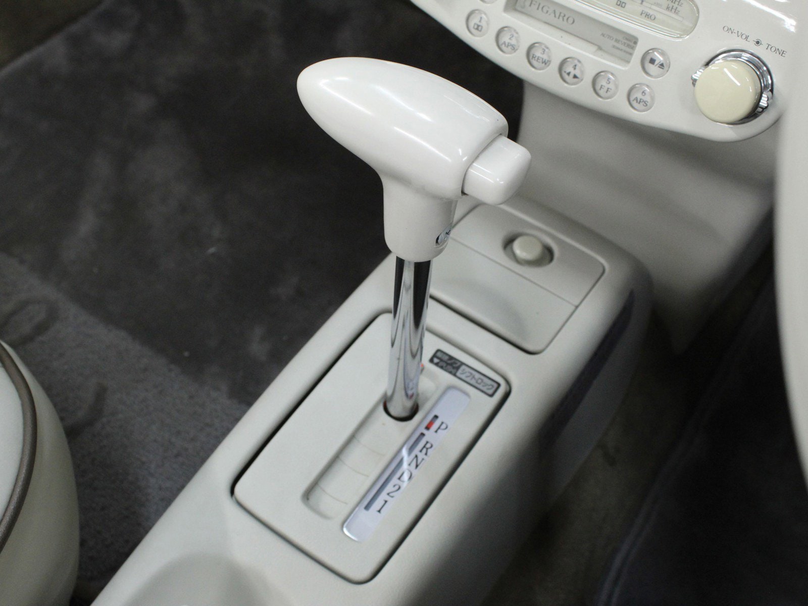 1991 Nissan Figaro JDM car for sale — photo 16 of 25
