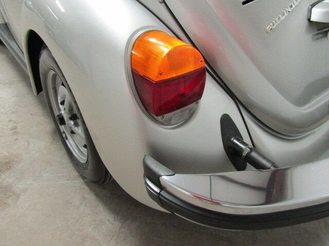 1977 Volkswagen Beetle 33