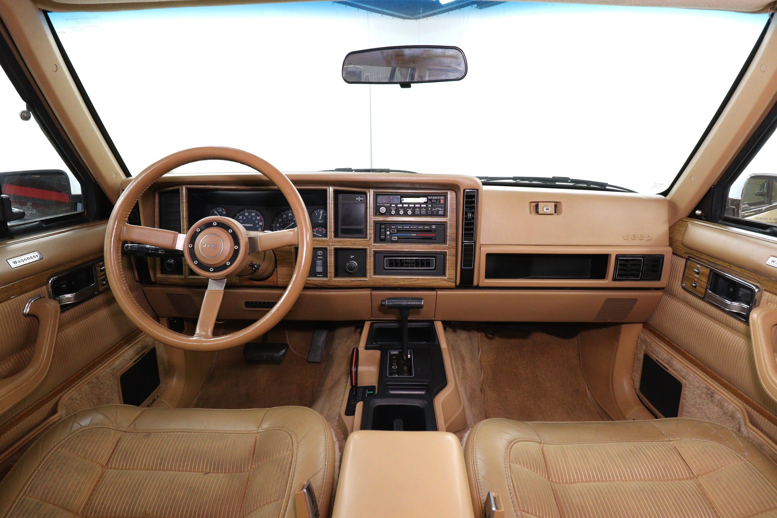 1987 Jeep Wagoneer 47