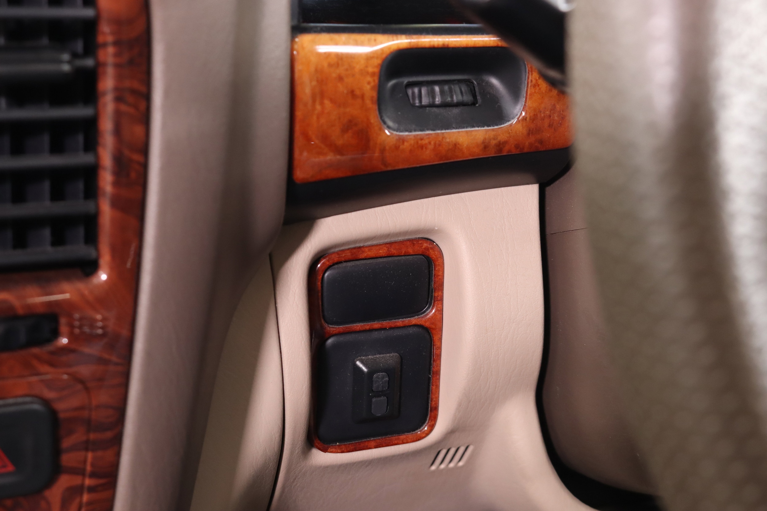 2000 Toyota Land Cruiser 55