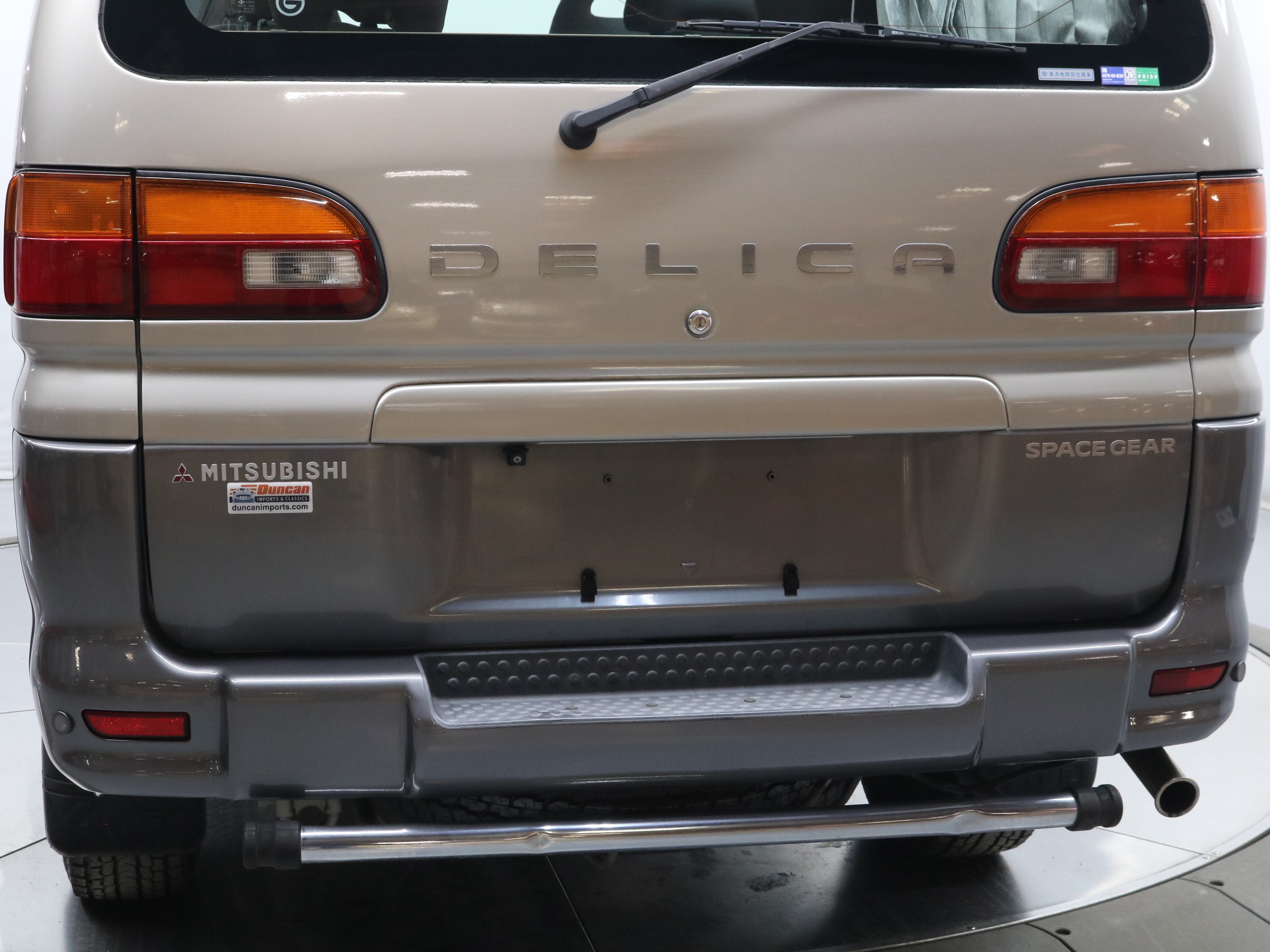 1997 Mitsubishi Delica 49