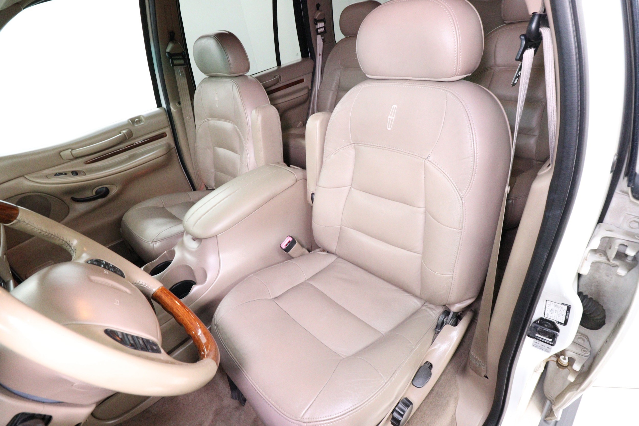 1998 Lincoln Navigator 29