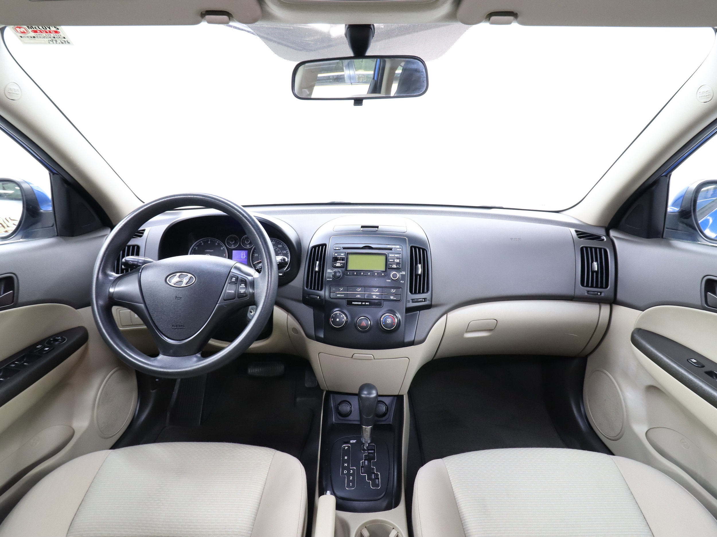 2011 Hyundai Elantra Touring 48
