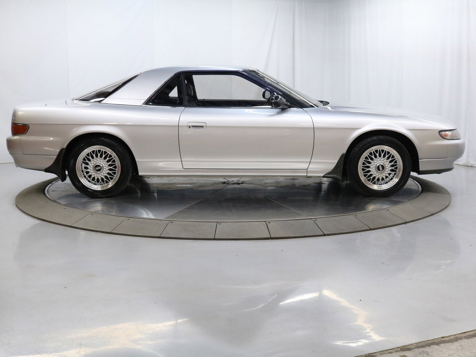 1995 Mazda Cosmo 8