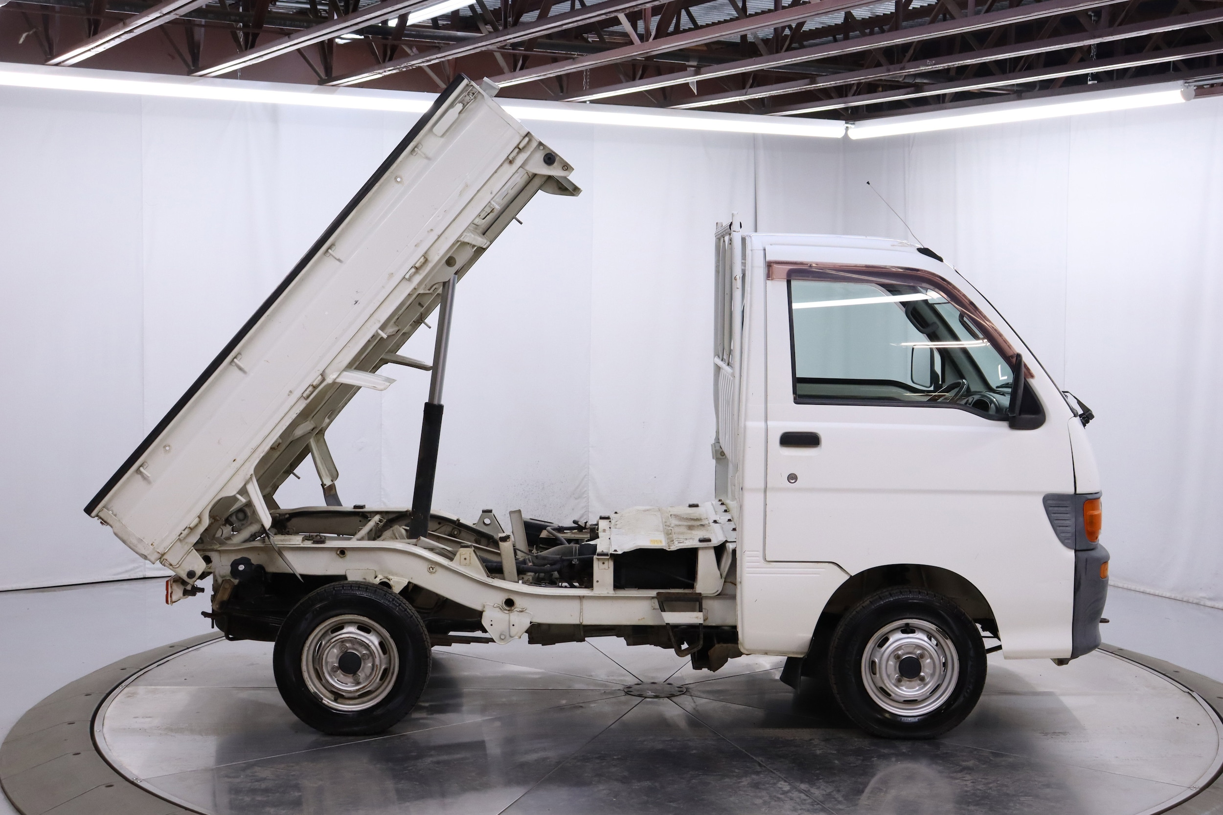 1998 Daihatsu Hijet 58