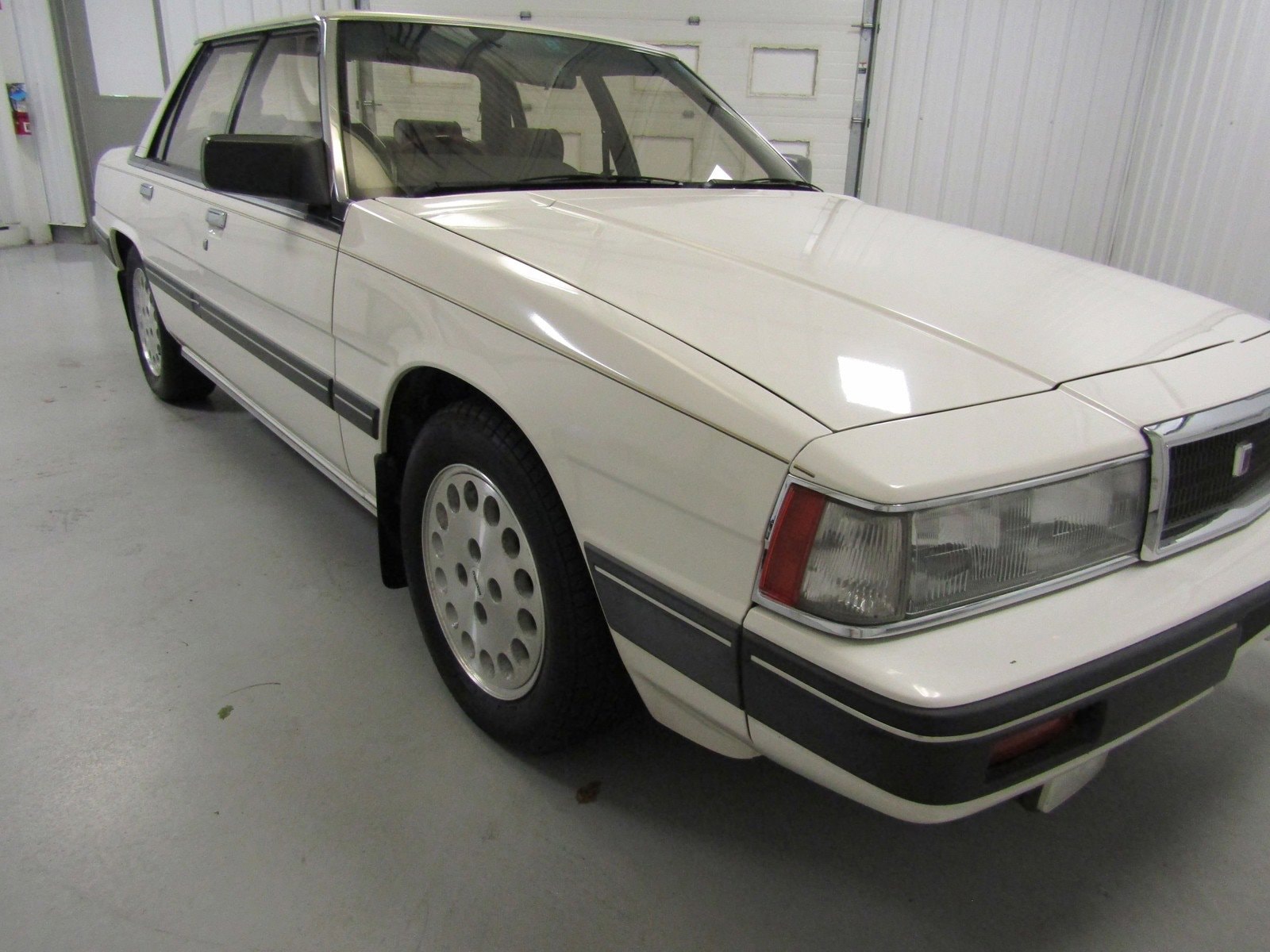 1985 Mazda Cosmo 33