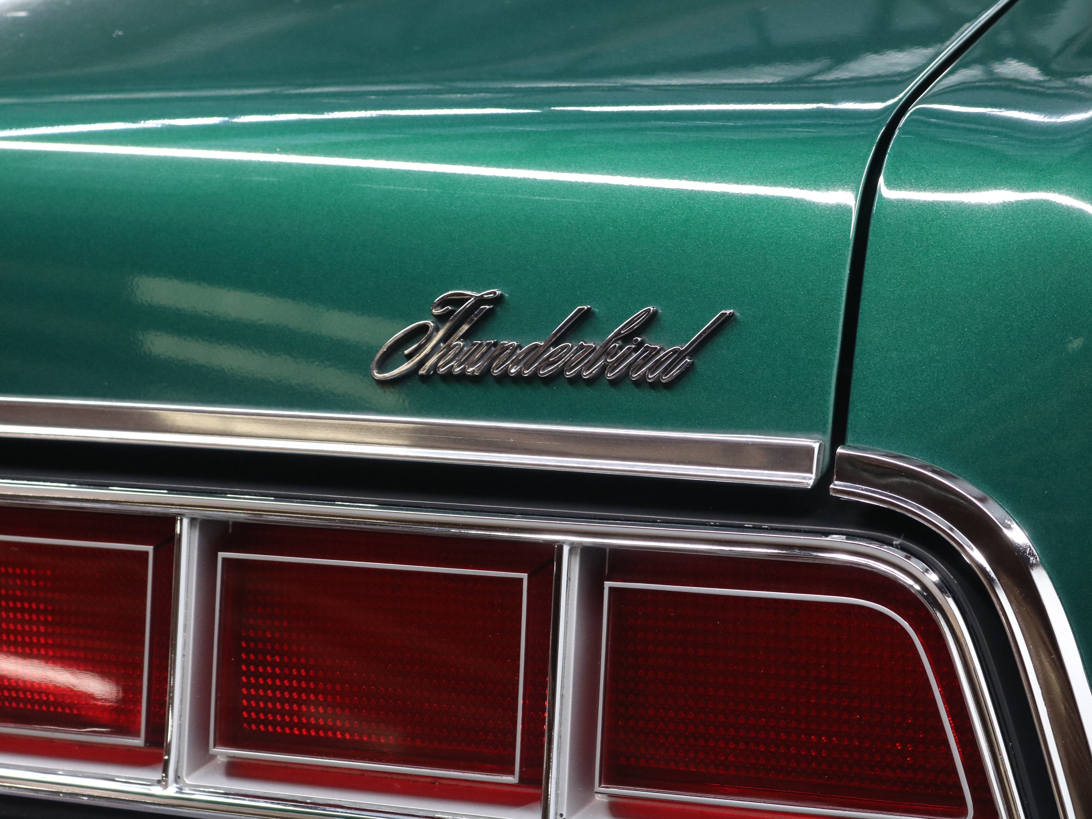 1976 Ford Thunderbird 44