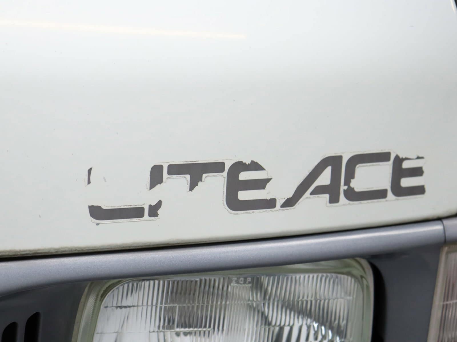 1998 Toyota Liteace 43