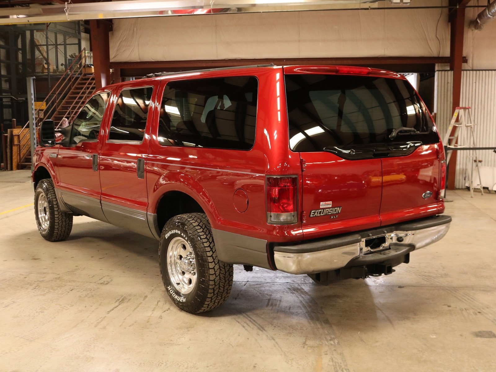 2005 Ford Excursion 5