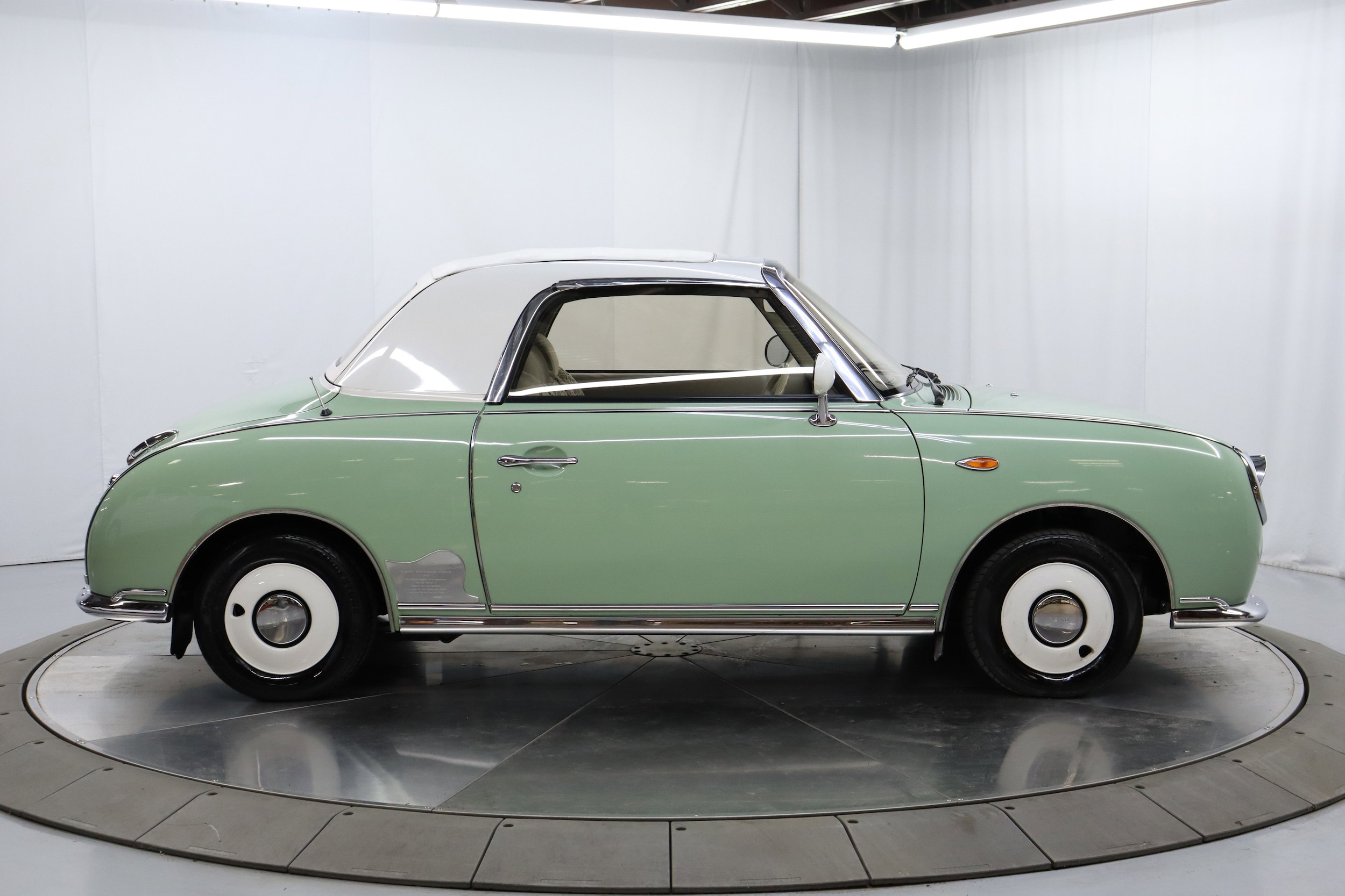 1991 Nissan Figaro 8