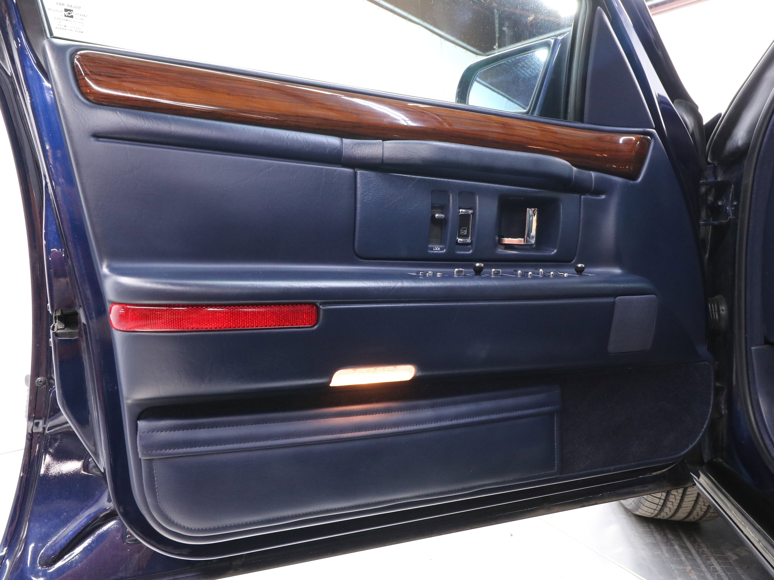 1996 Cadillac Concours 21