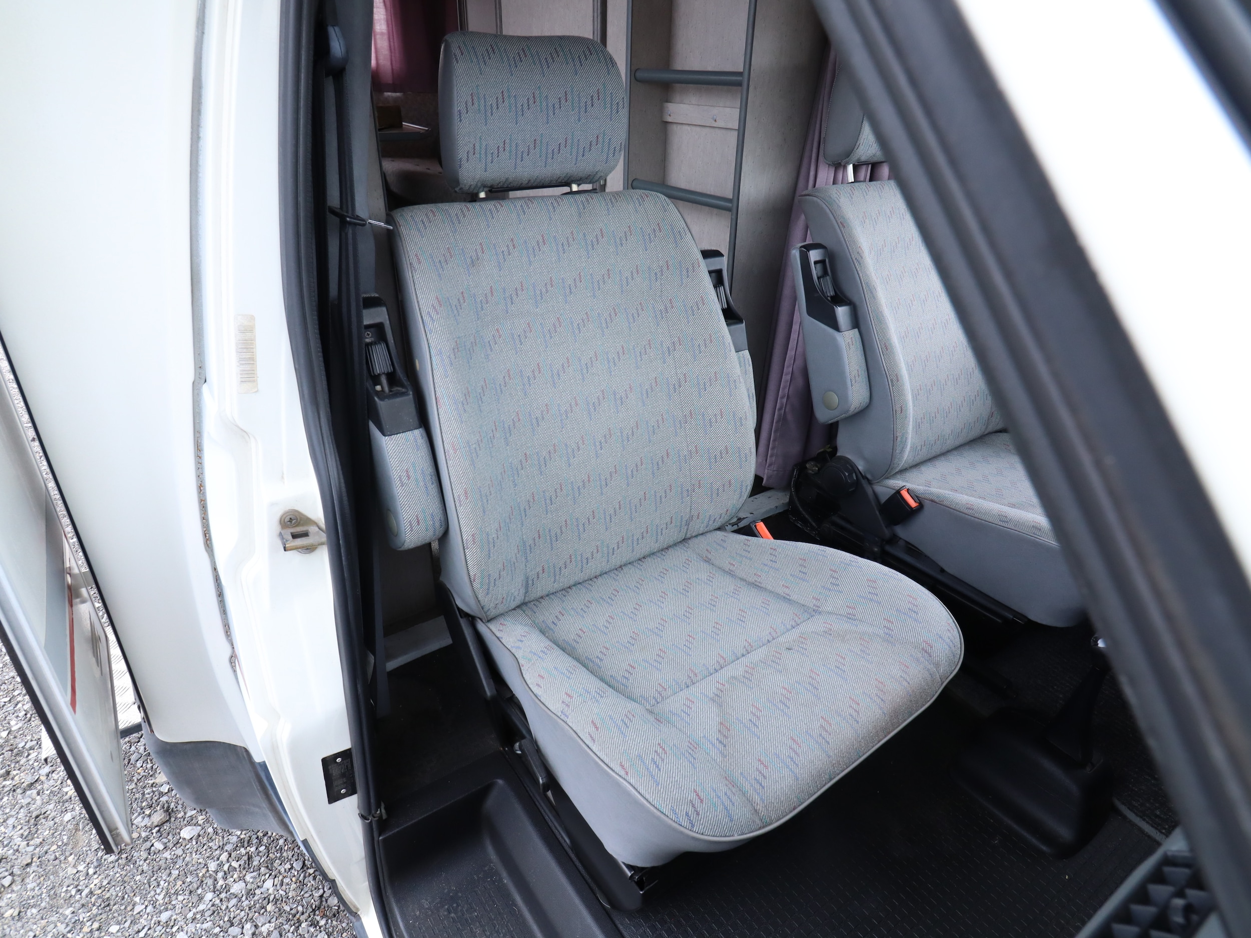 1995 Volkswagen Eurovan 16