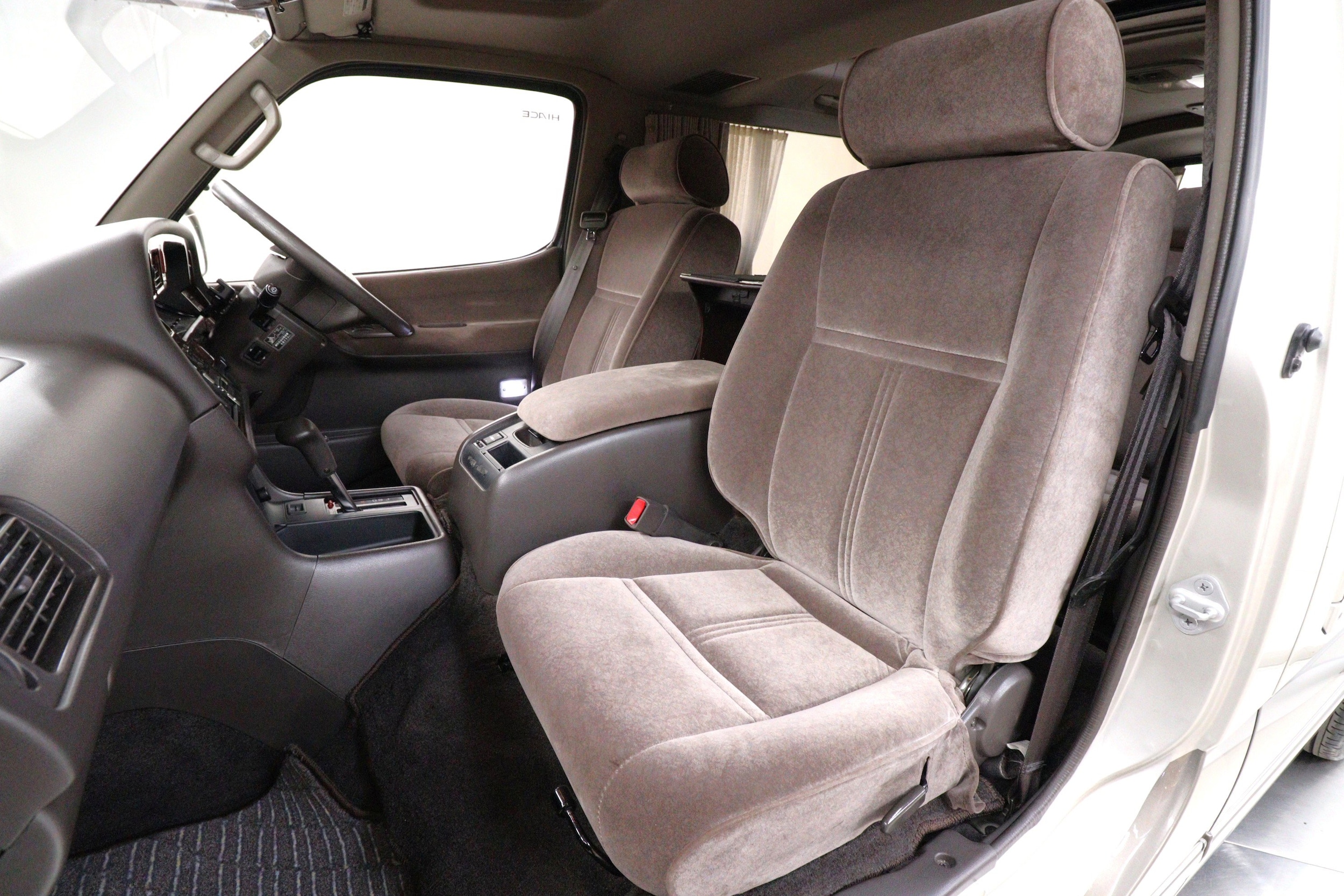 1997 Toyota Hiace 17