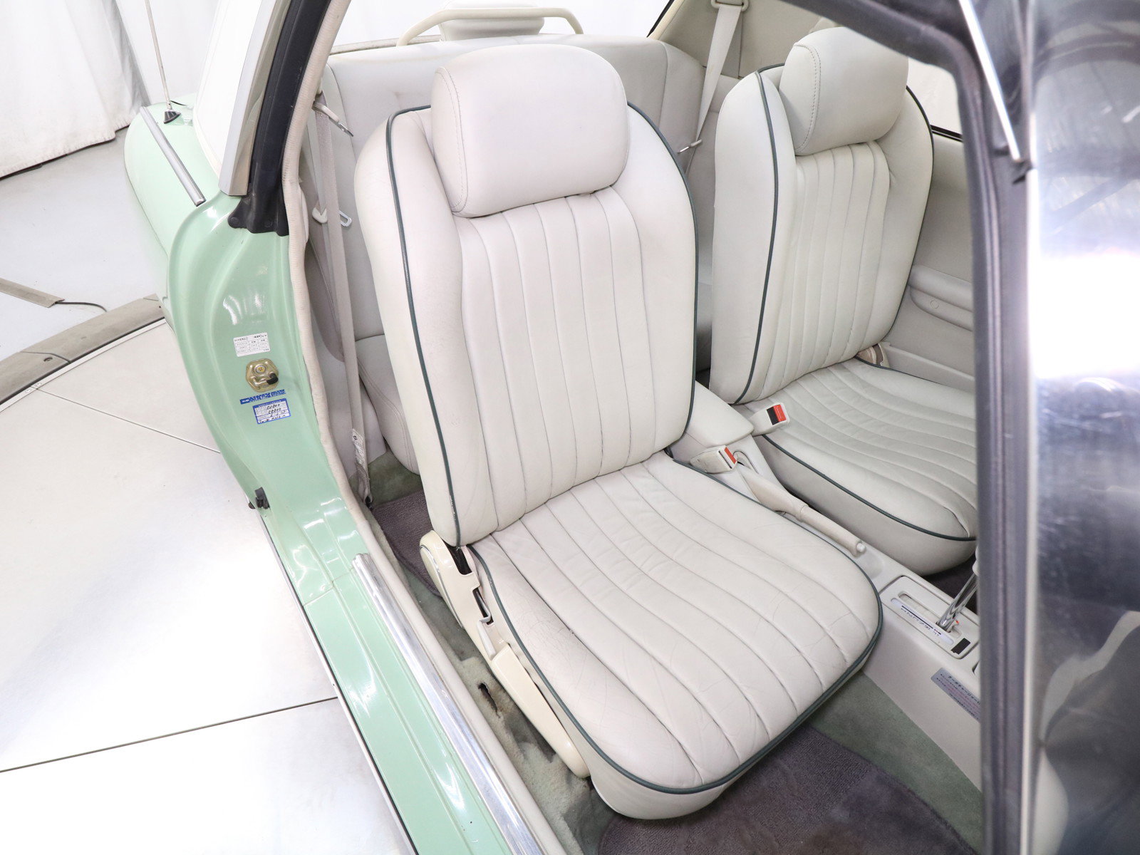 1991 Nissan Figaro 20