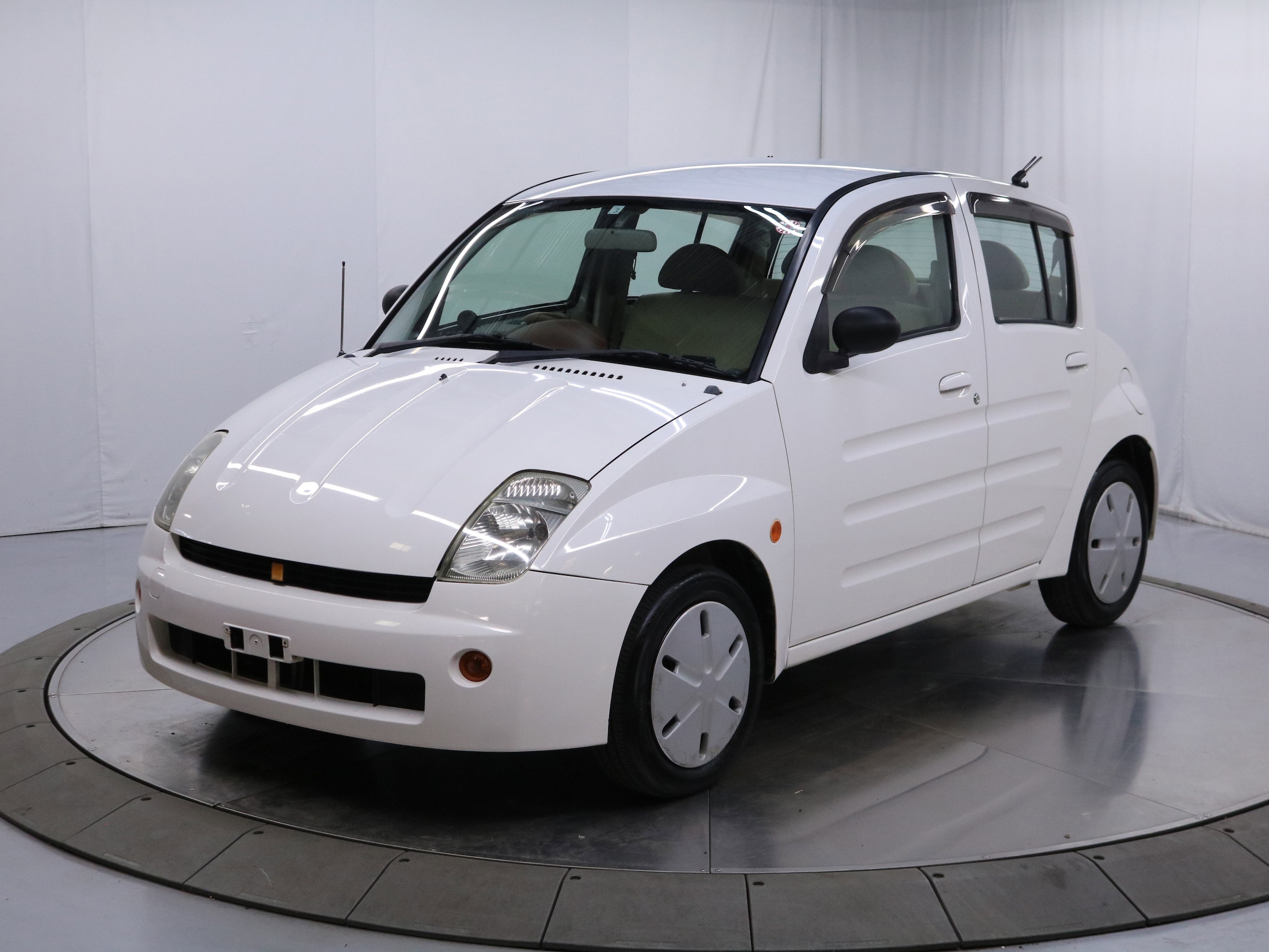 2000 Toyota Will 2
