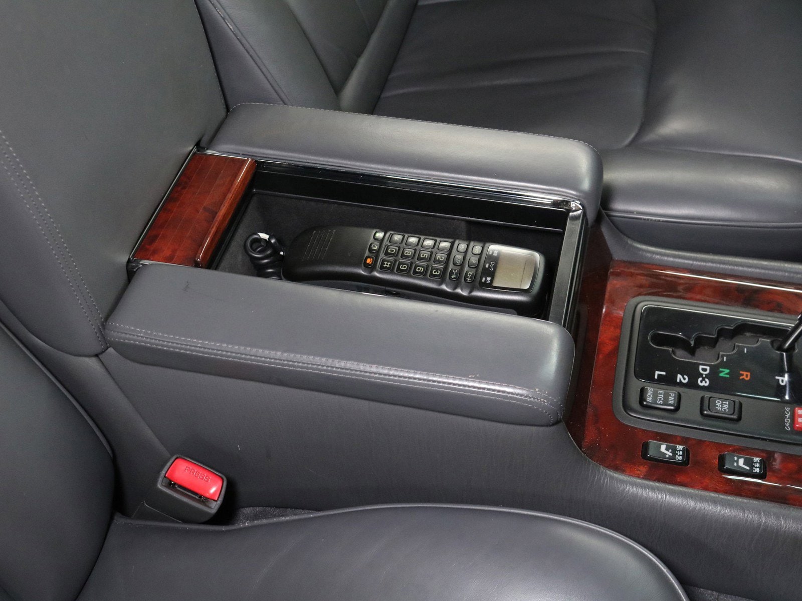 1997 Toyota Century 58