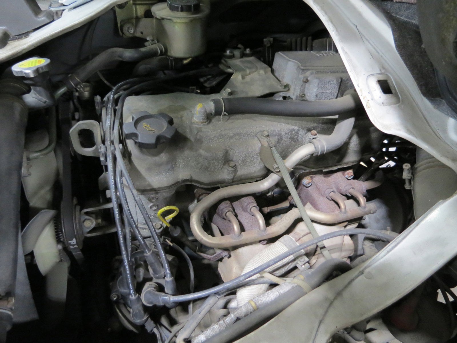 1990 Nissan Vanette 24