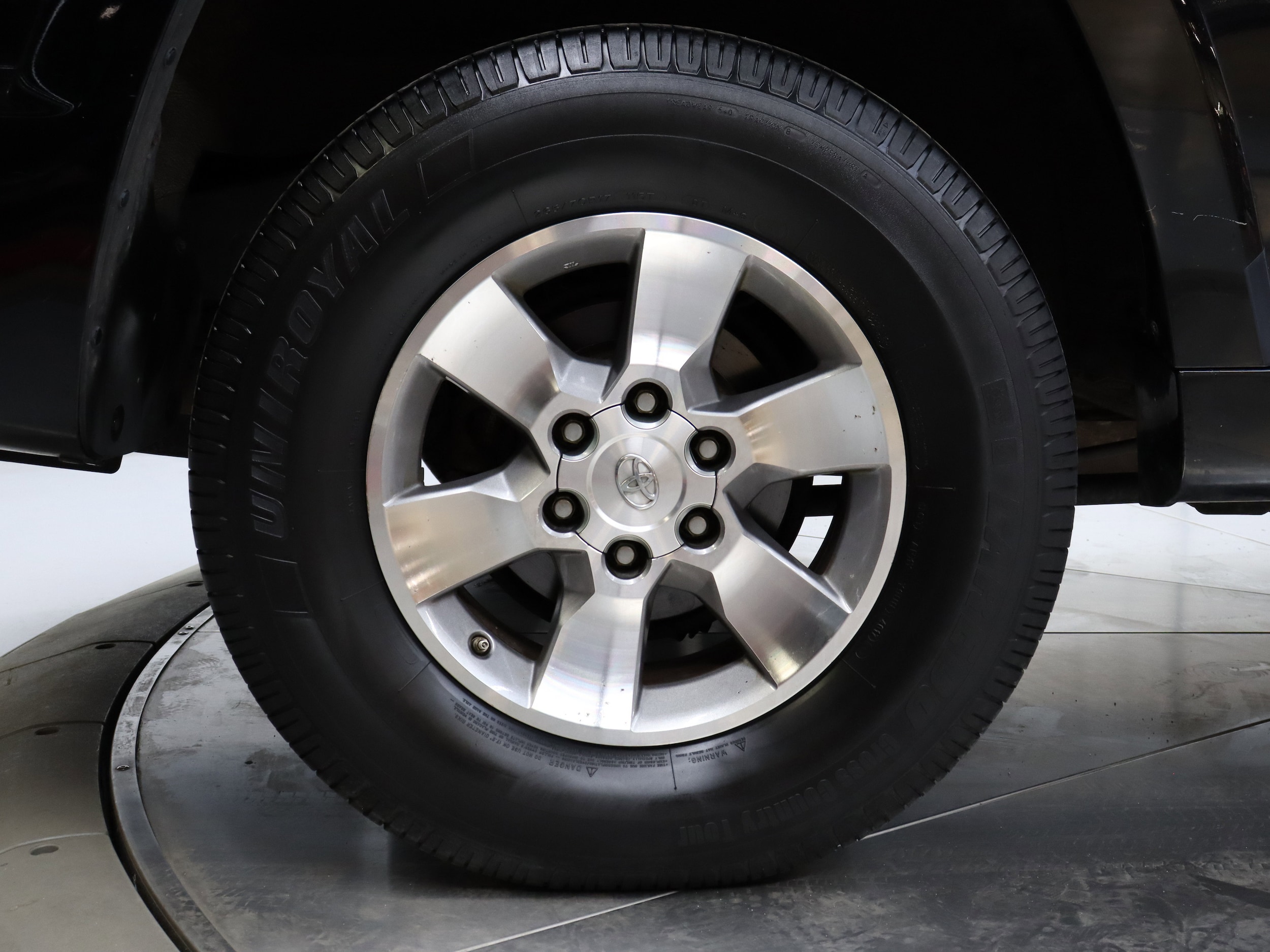 2010 Toyota 4Runner 37