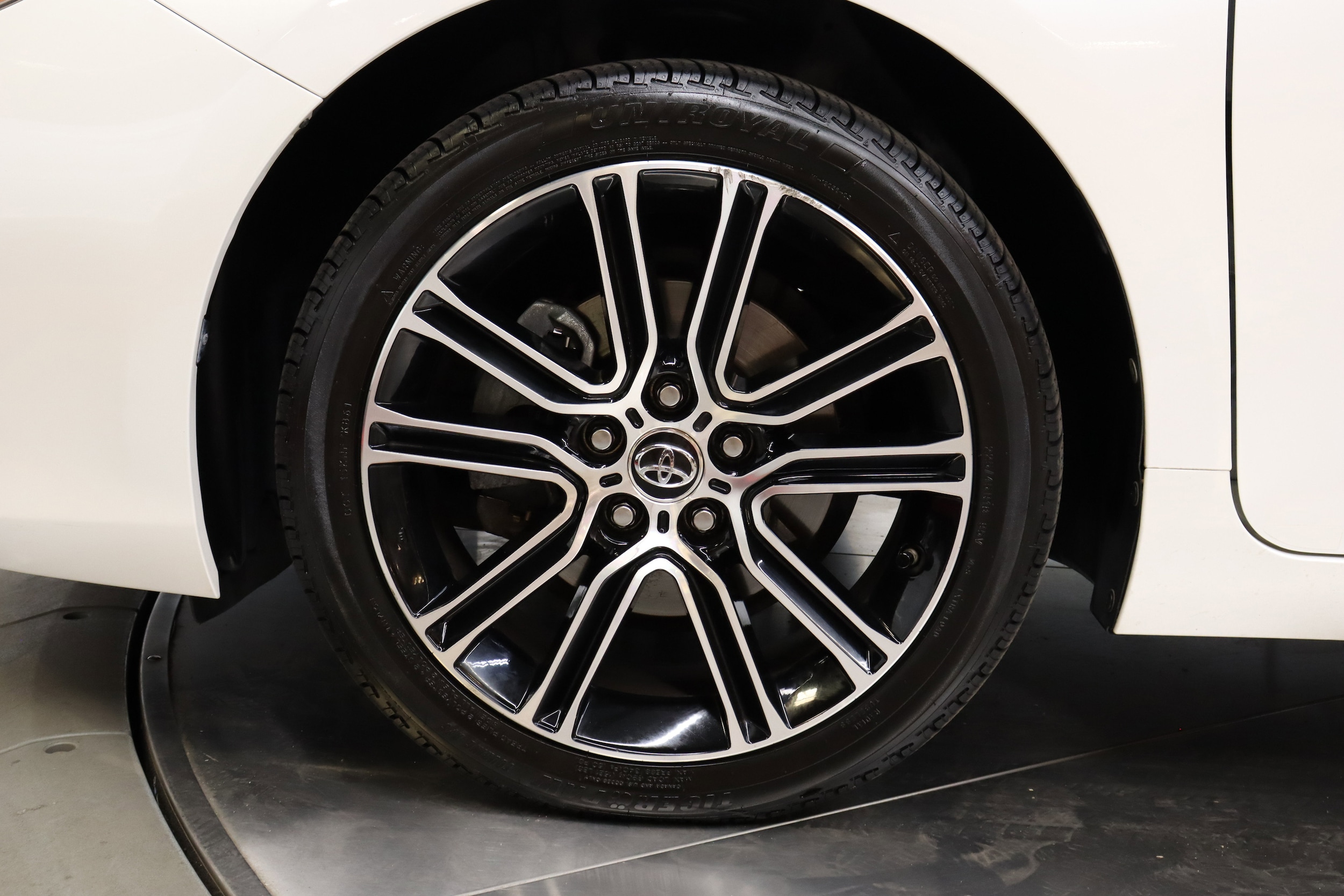 2016 Toyota Camry 31