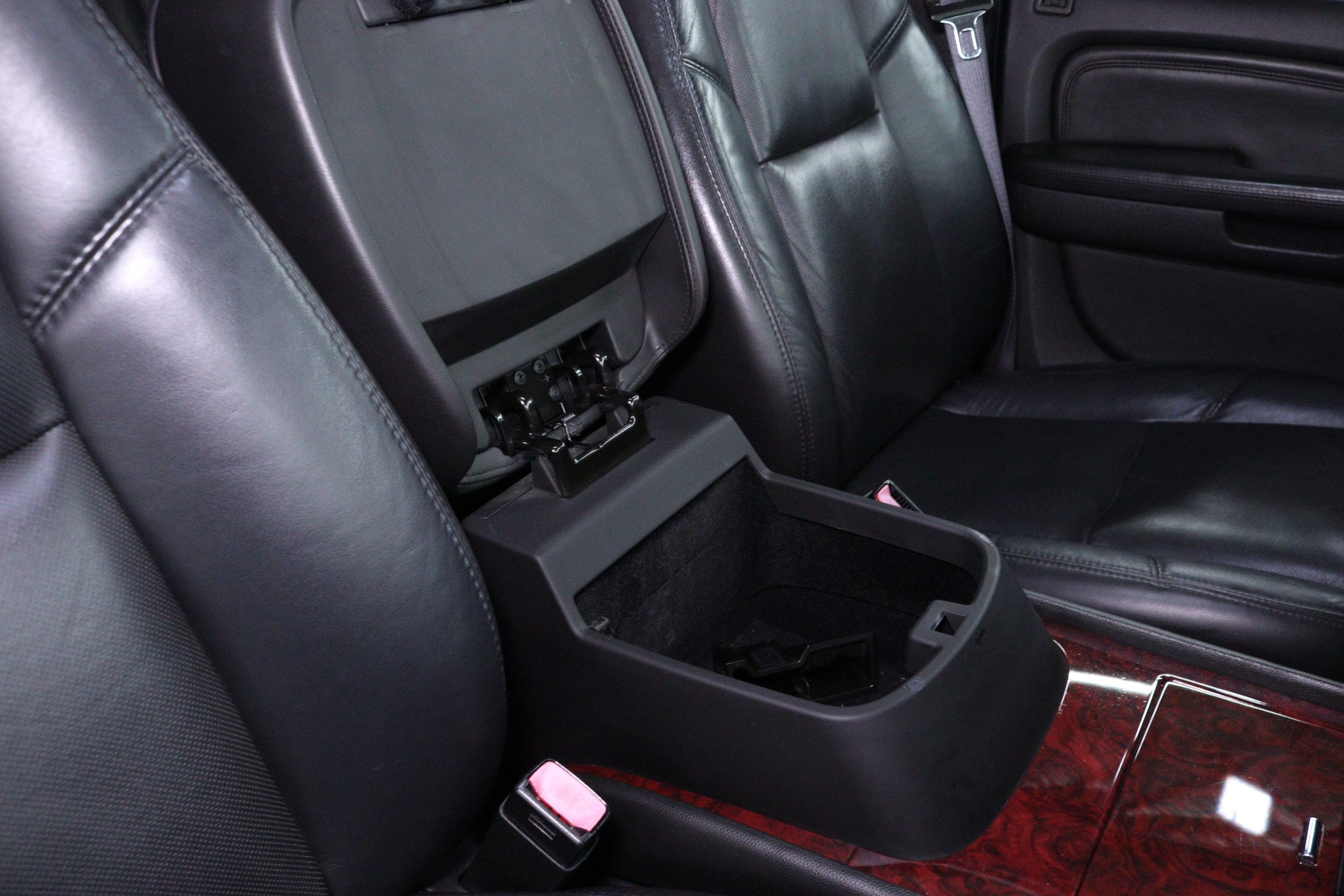 2007 Cadillac Escalade 74