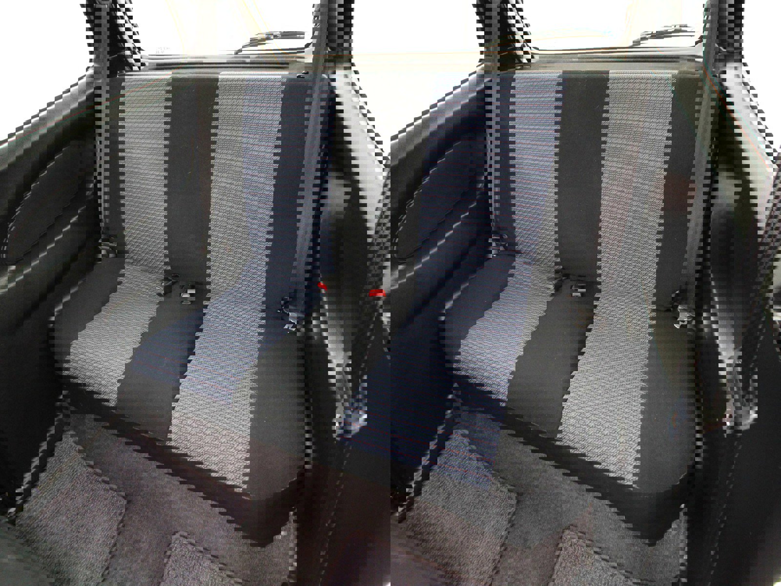 1995 Mitsubishi Minica 17