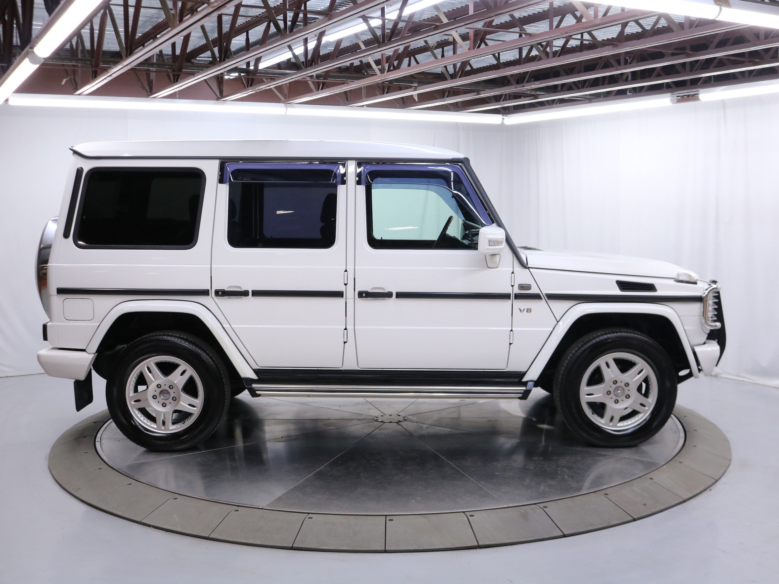 2000 Mercedes-Benz G500 10