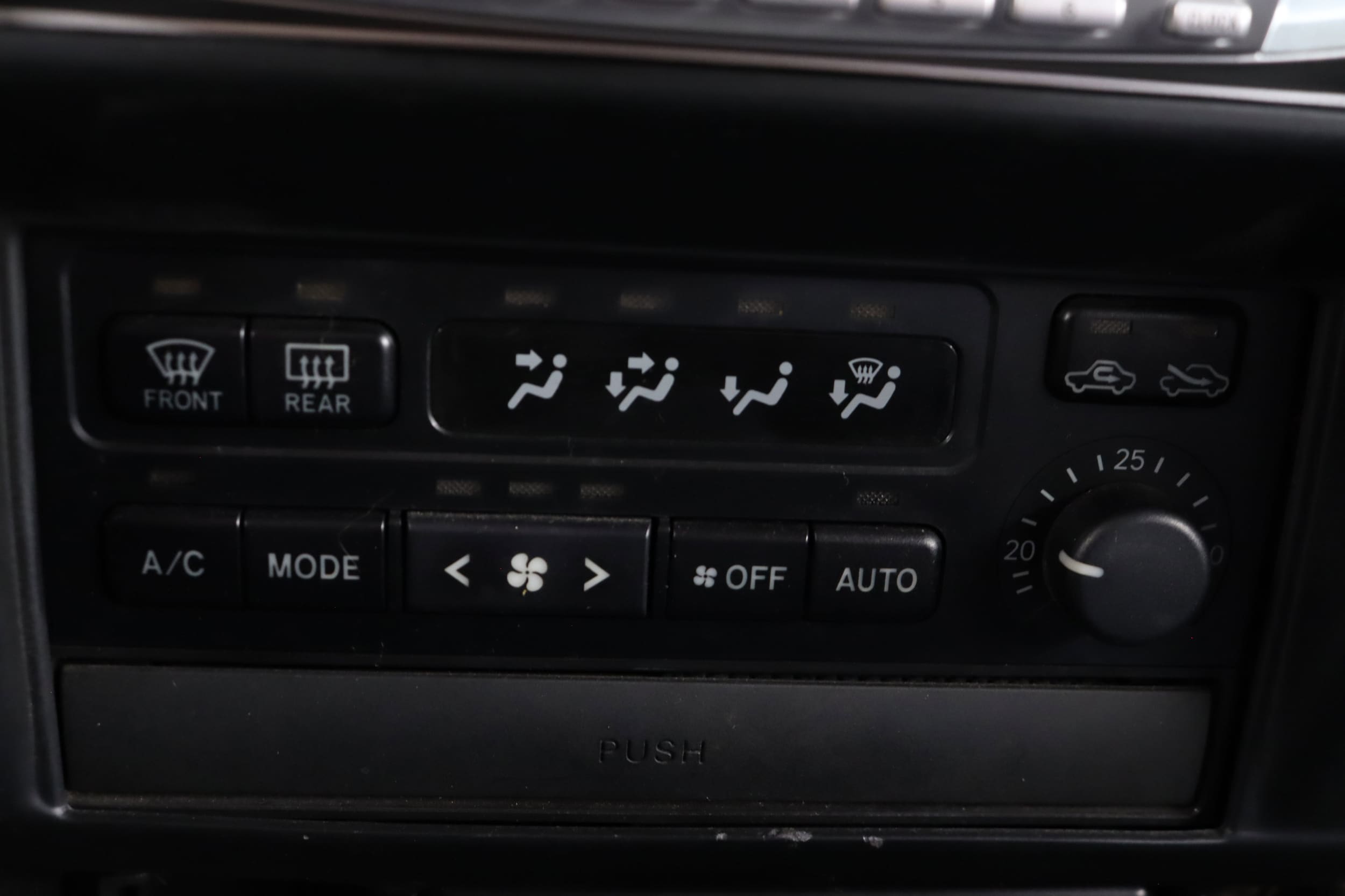 1999 Toyota Land Cruiser Prado 15