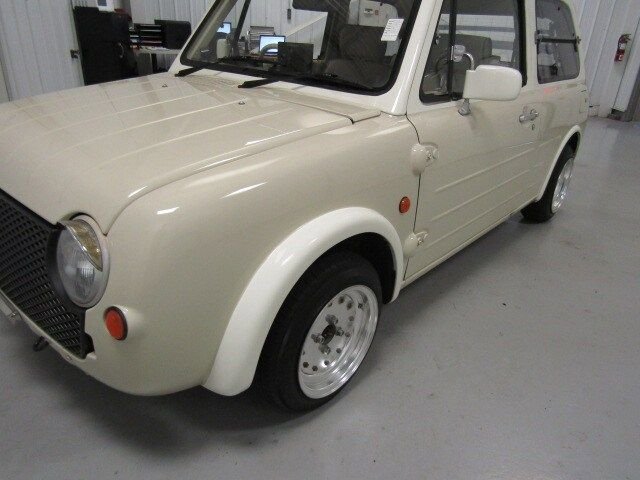 1989 Nissan Pao 31