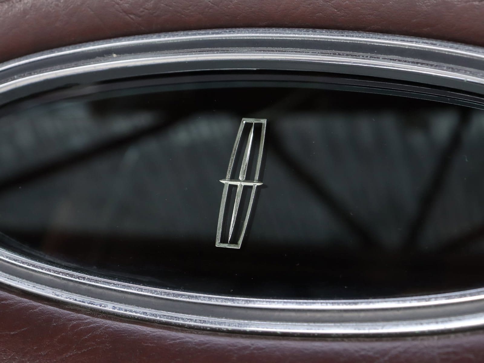 1977 Lincoln Continental 59