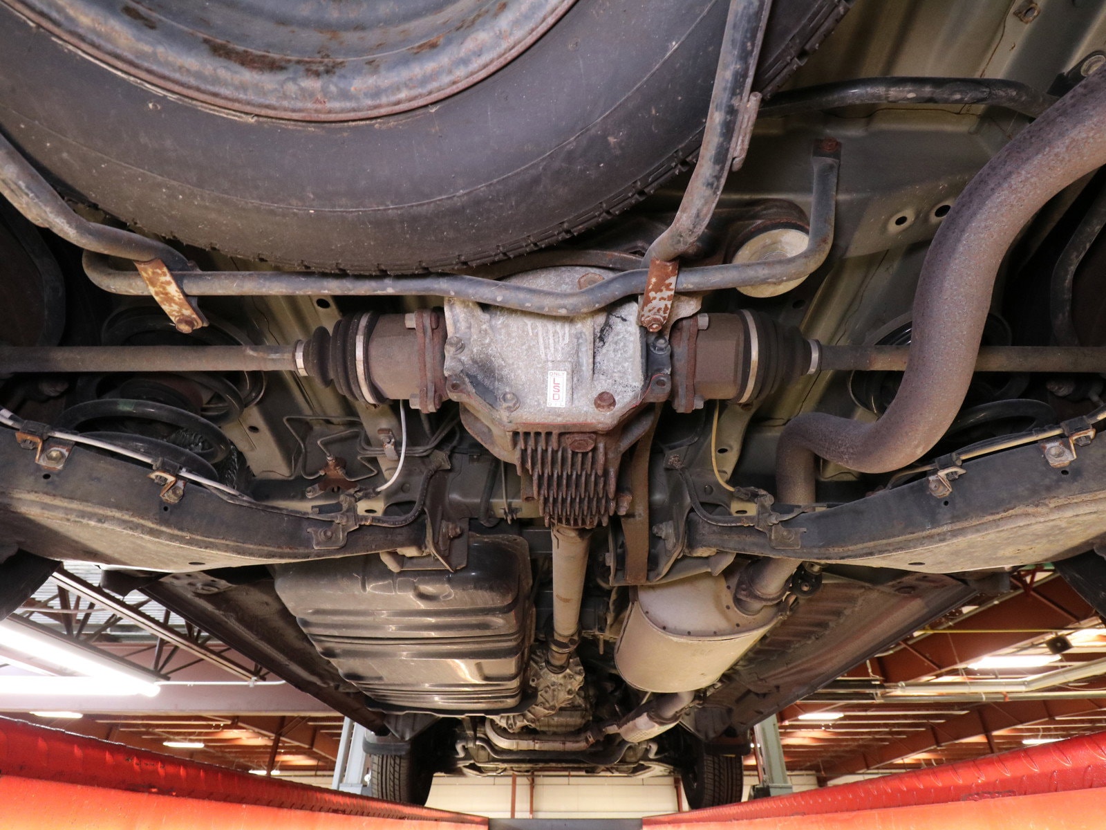 1999 Toyota Grand Hiace 37