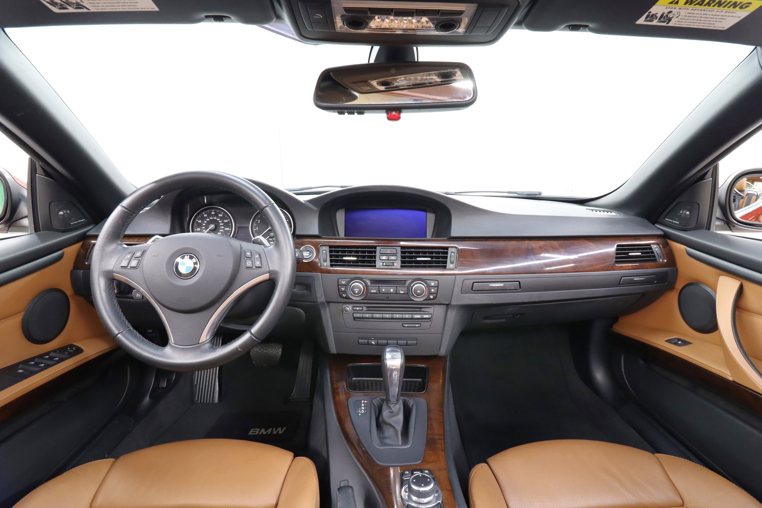 2011 BMW 3 Series 56