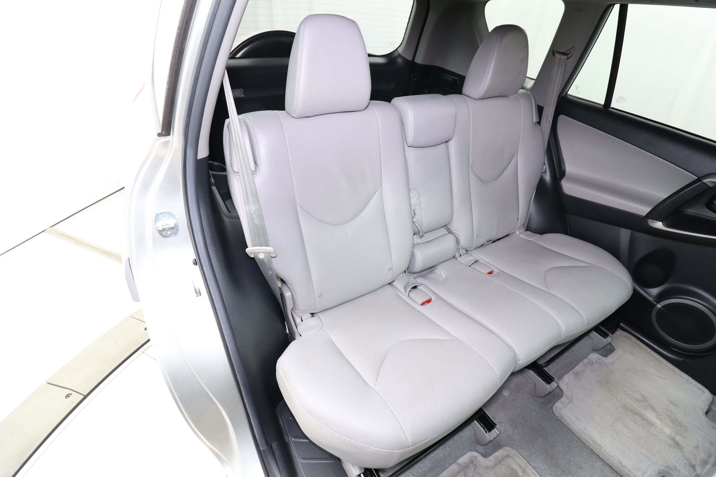 2011 Toyota RAV4 18