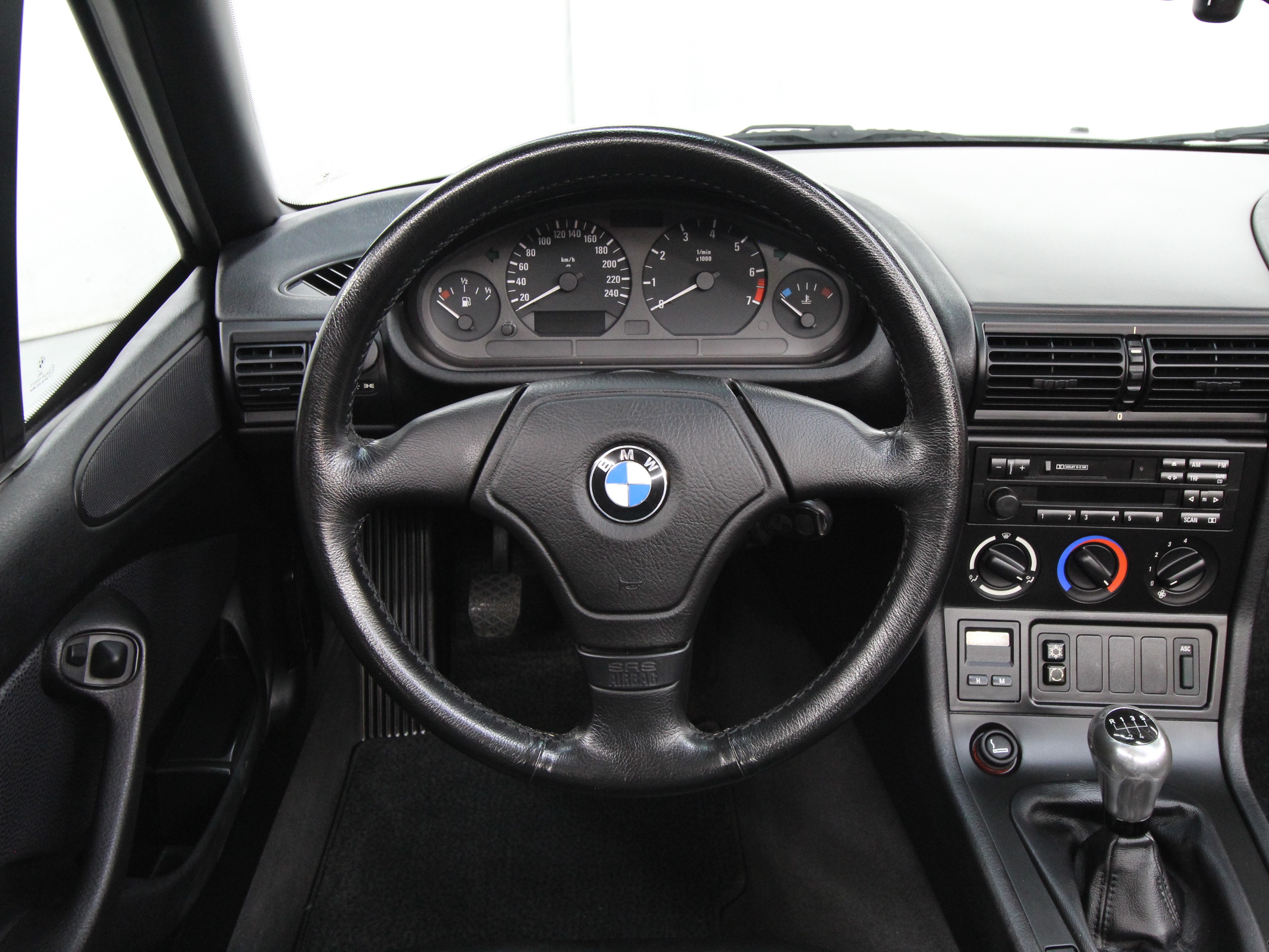 1997 BMW Z3 12