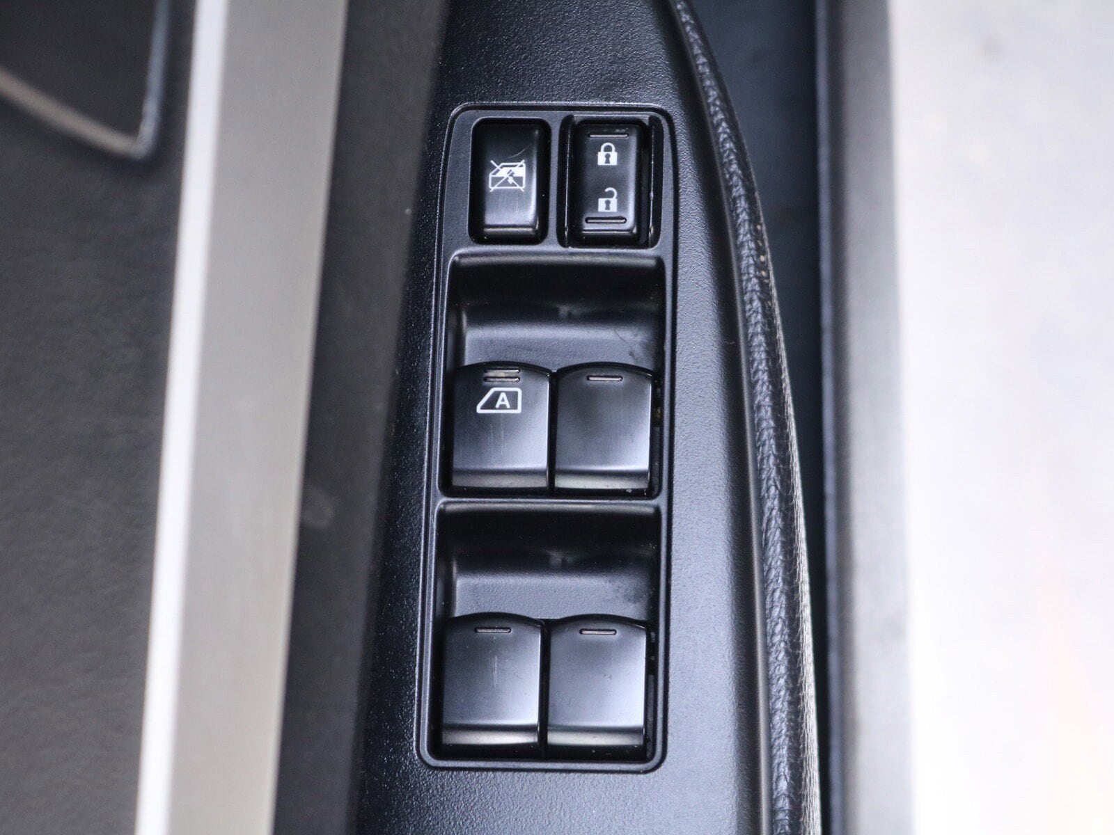 2012 Subaru Outback 51