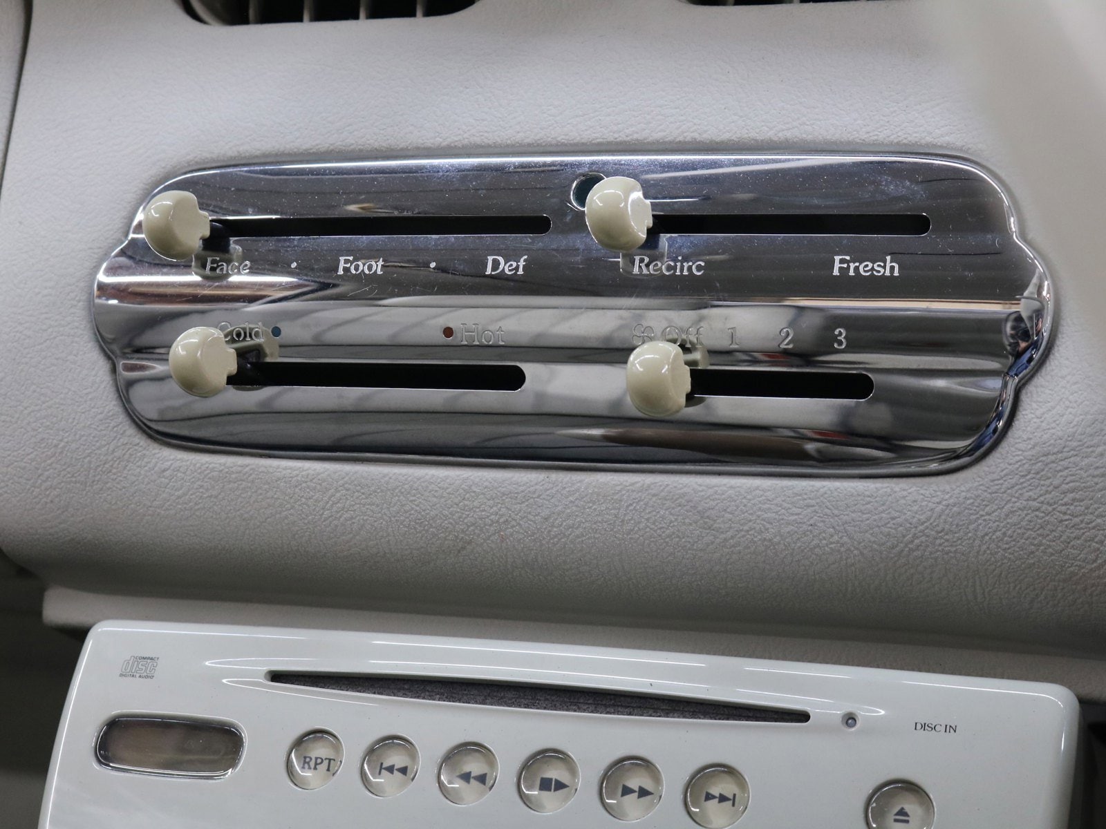 1992 Nissan Figaro 13