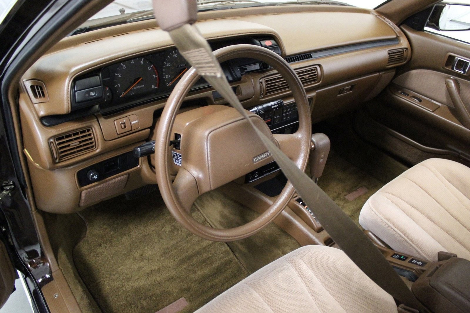 1989 Toyota Camry 10