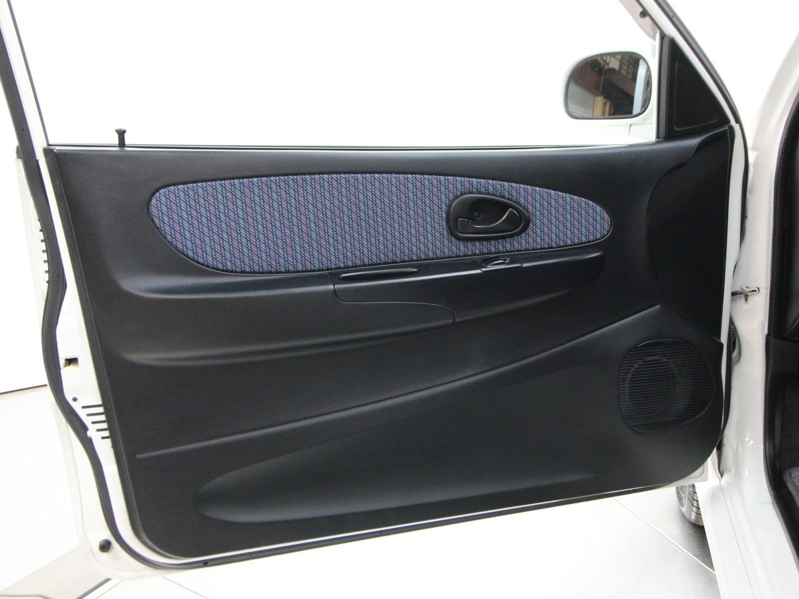 1995 Mitsubishi Minica 18