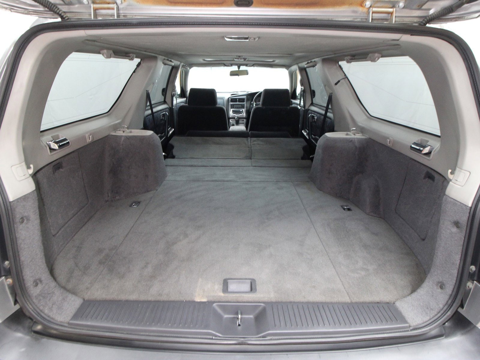 1997 Nissan Stagea 27