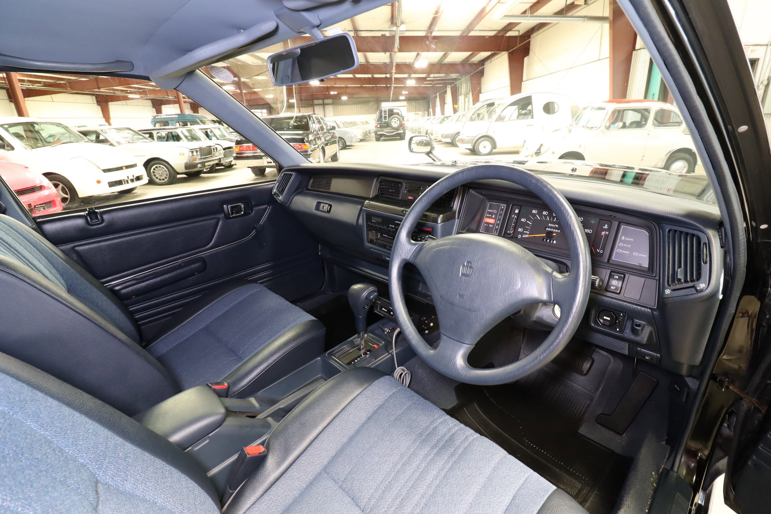 1995 Toyota Crown 11