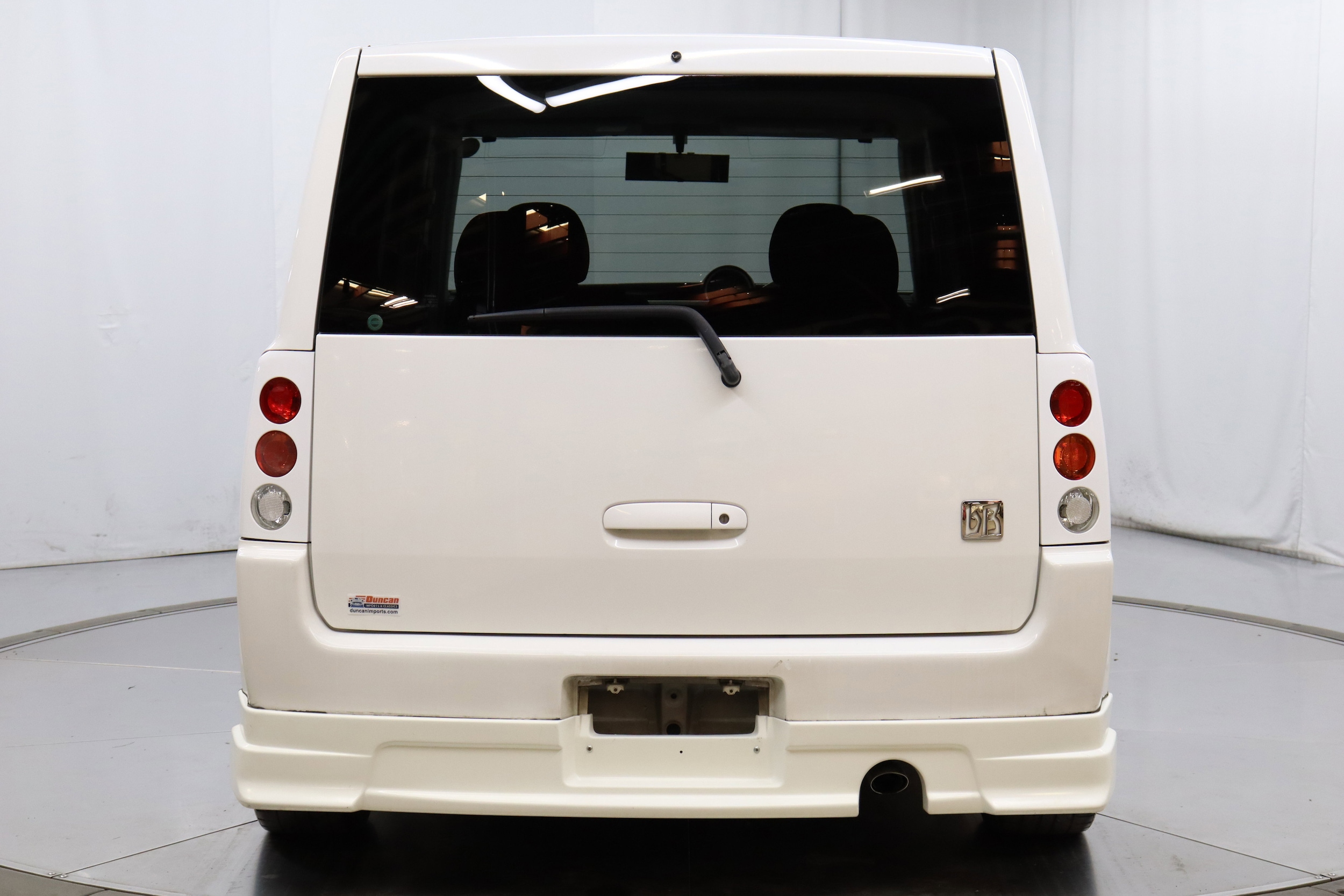 2000 Toyota bB 6