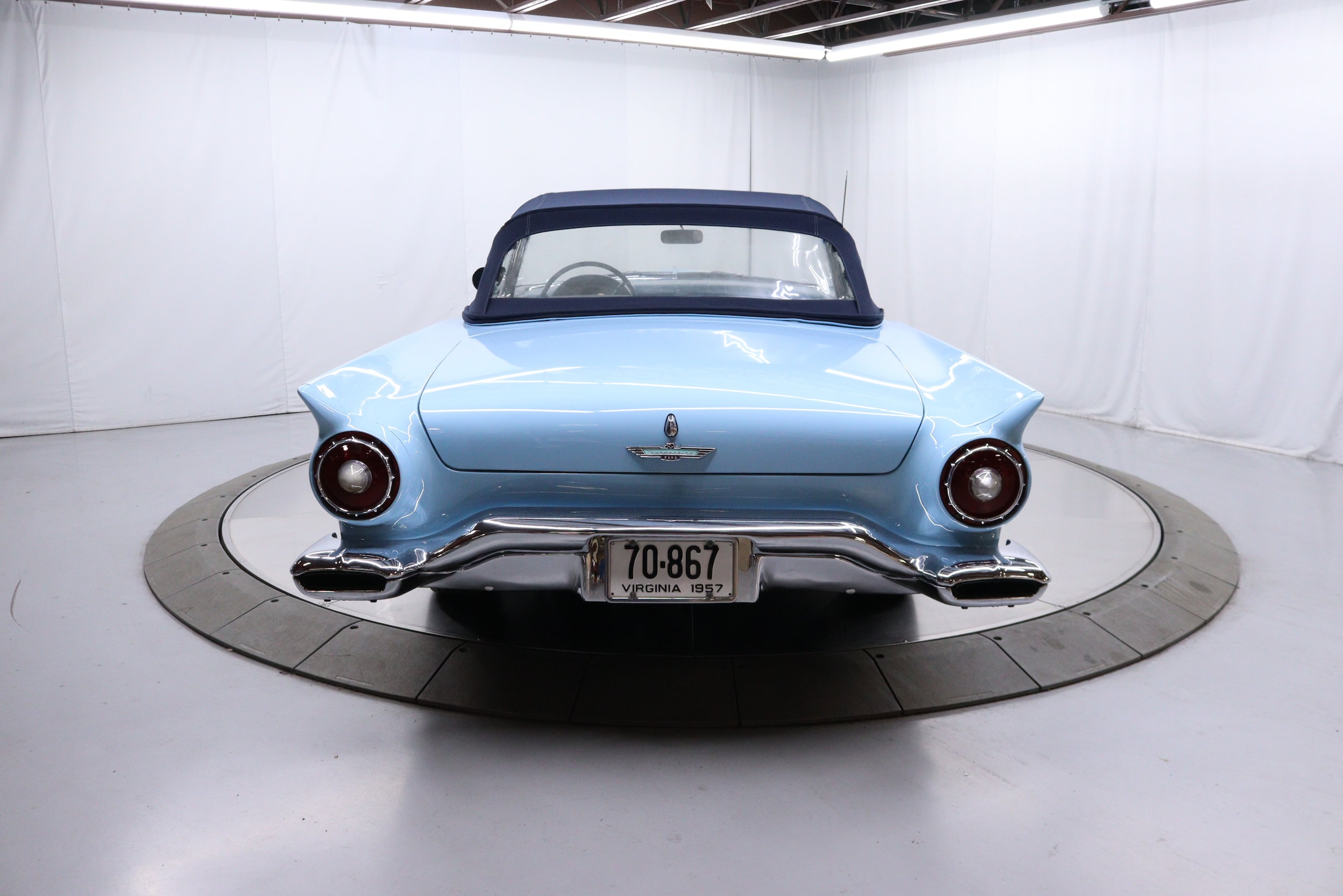 1957 Ford Thunderbird 13