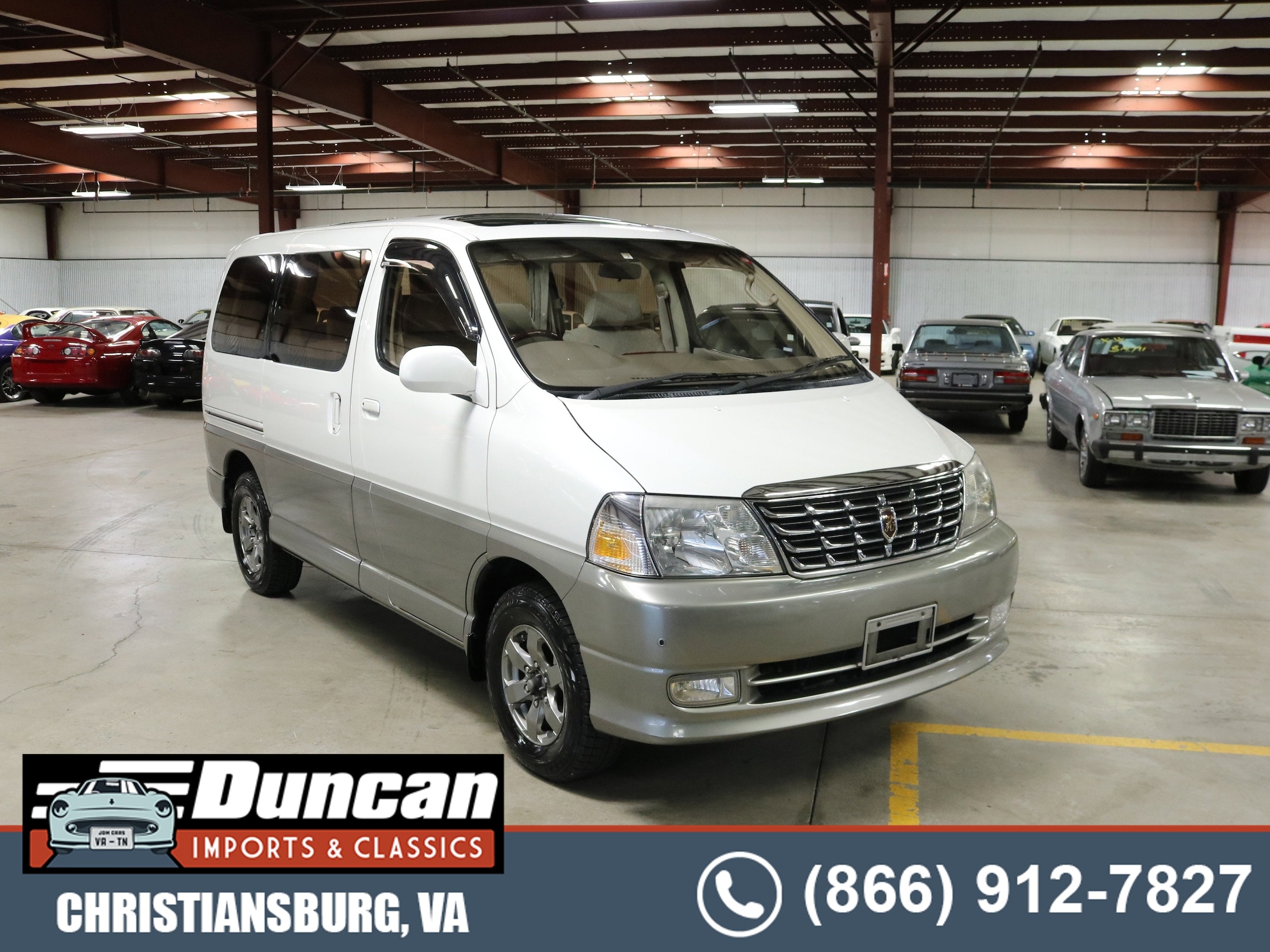 2000 Toyota Grand Hiace 1
