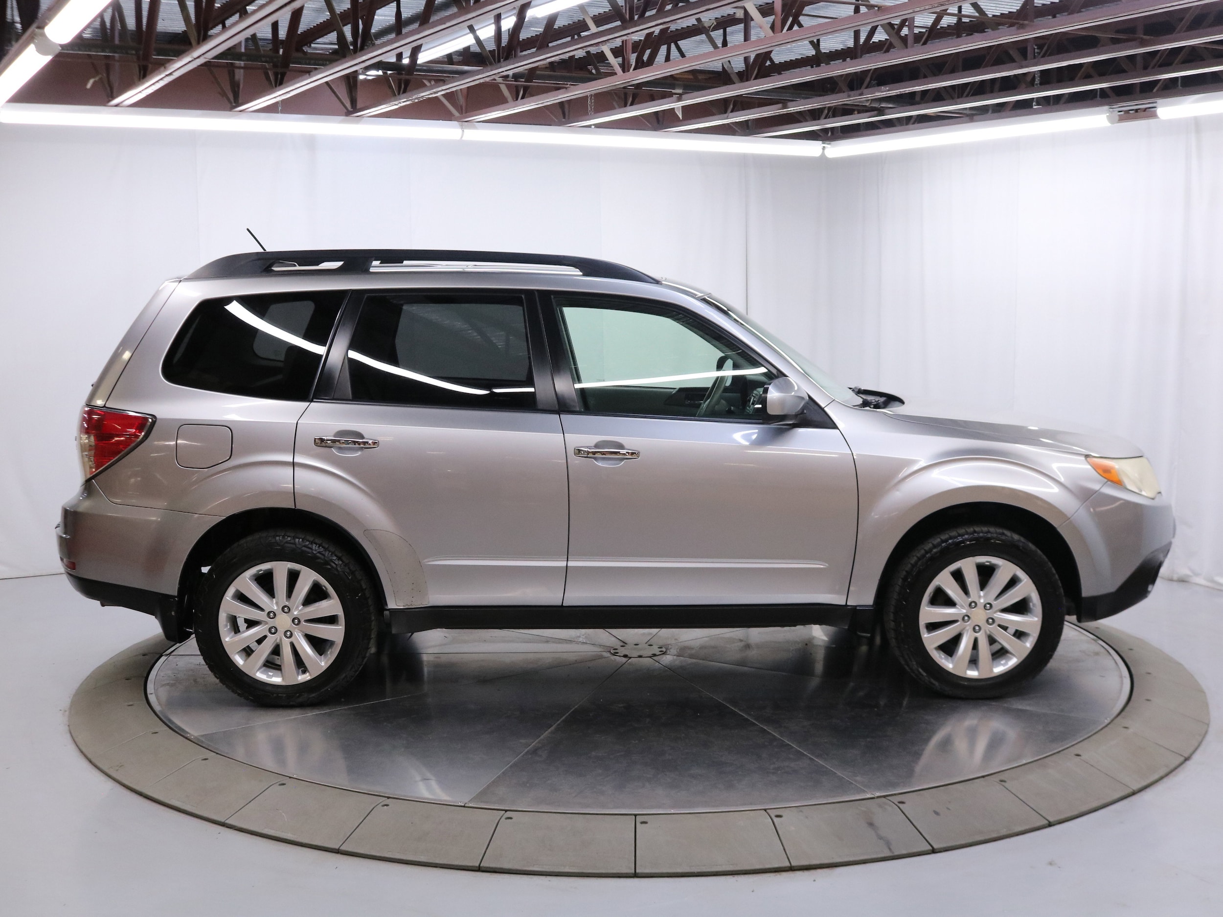 2011 Subaru Forester 8